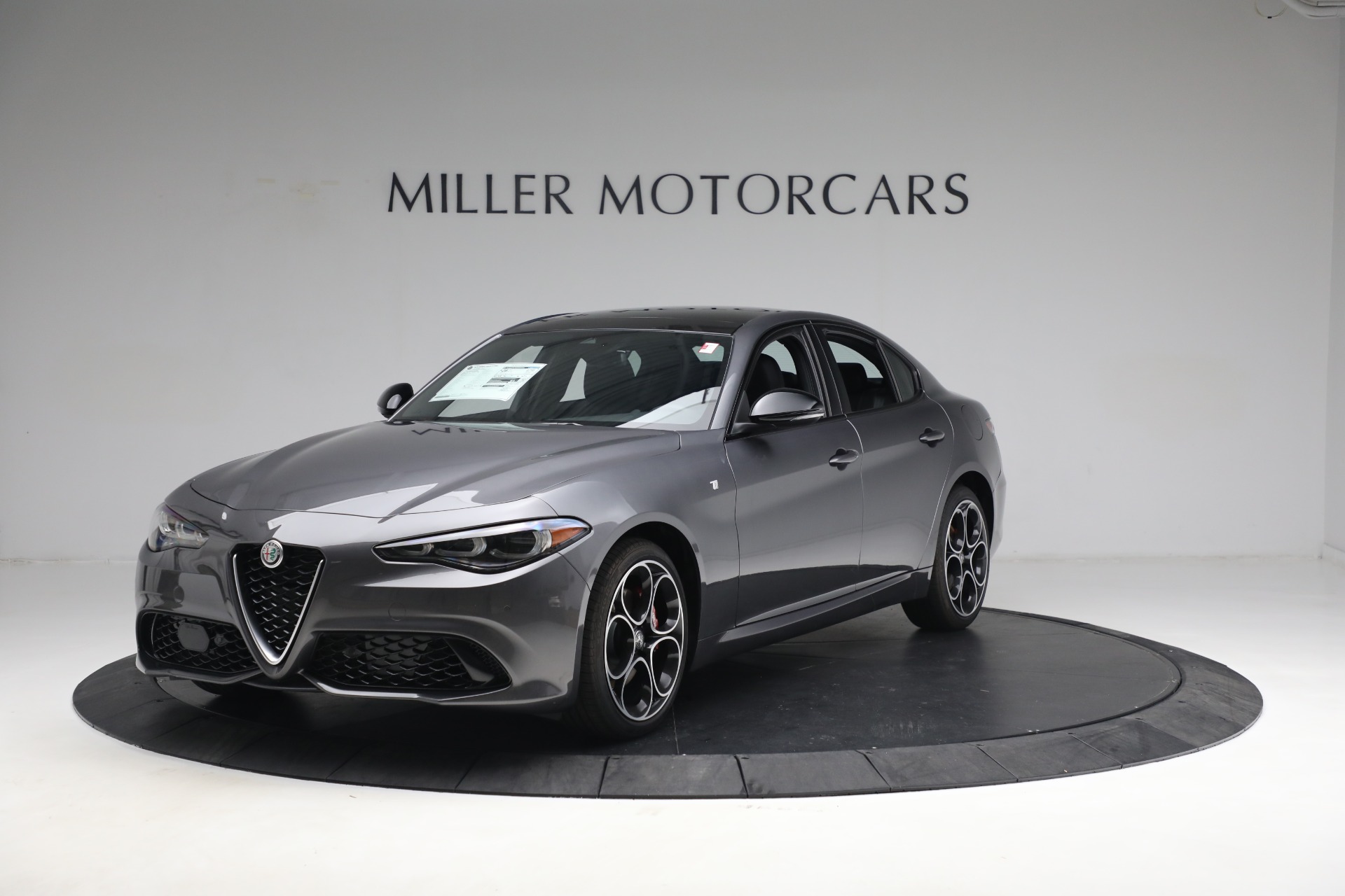 New 2024 Alfa Romeo Giulia Ti | St. Petersburg, FL