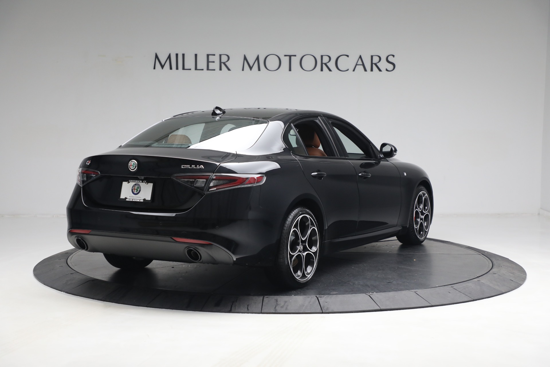 New 2024 Alfa Romeo Giulia Ti | St. Petersburg, FL