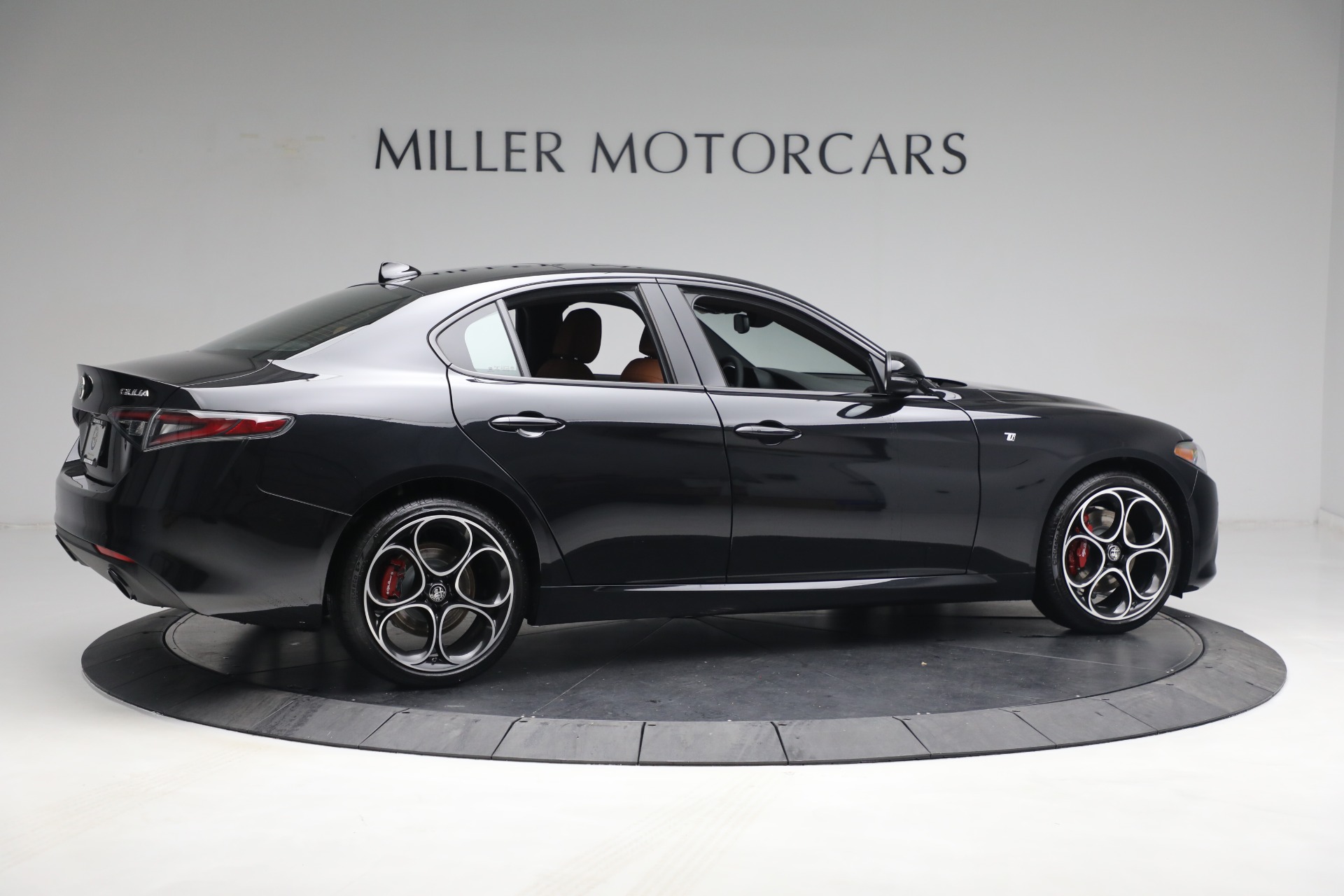 New 2024 Alfa Romeo Giulia Ti | St. Petersburg, FL