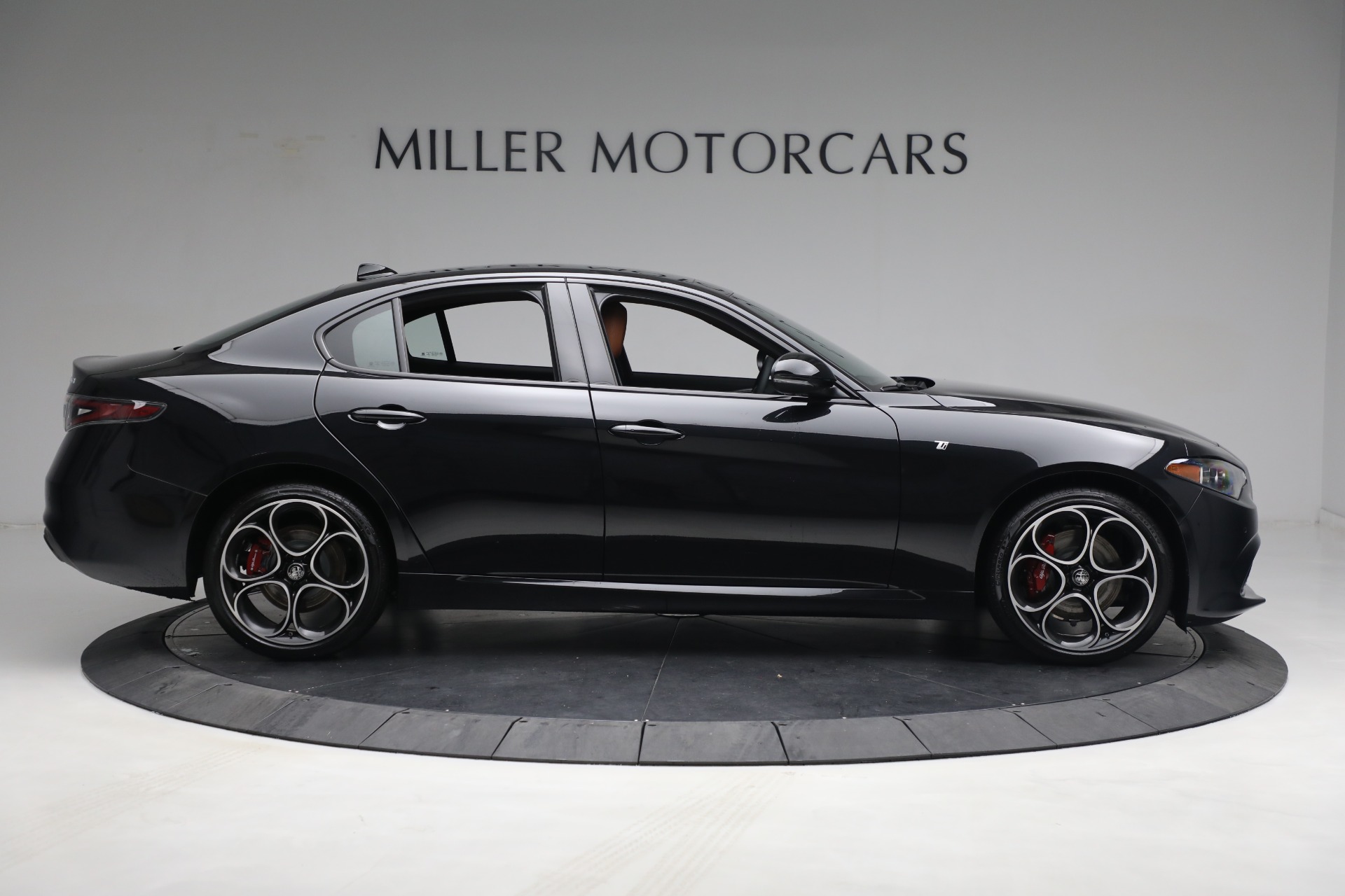 New 2024 Alfa Romeo Giulia Ti | St. Petersburg, FL