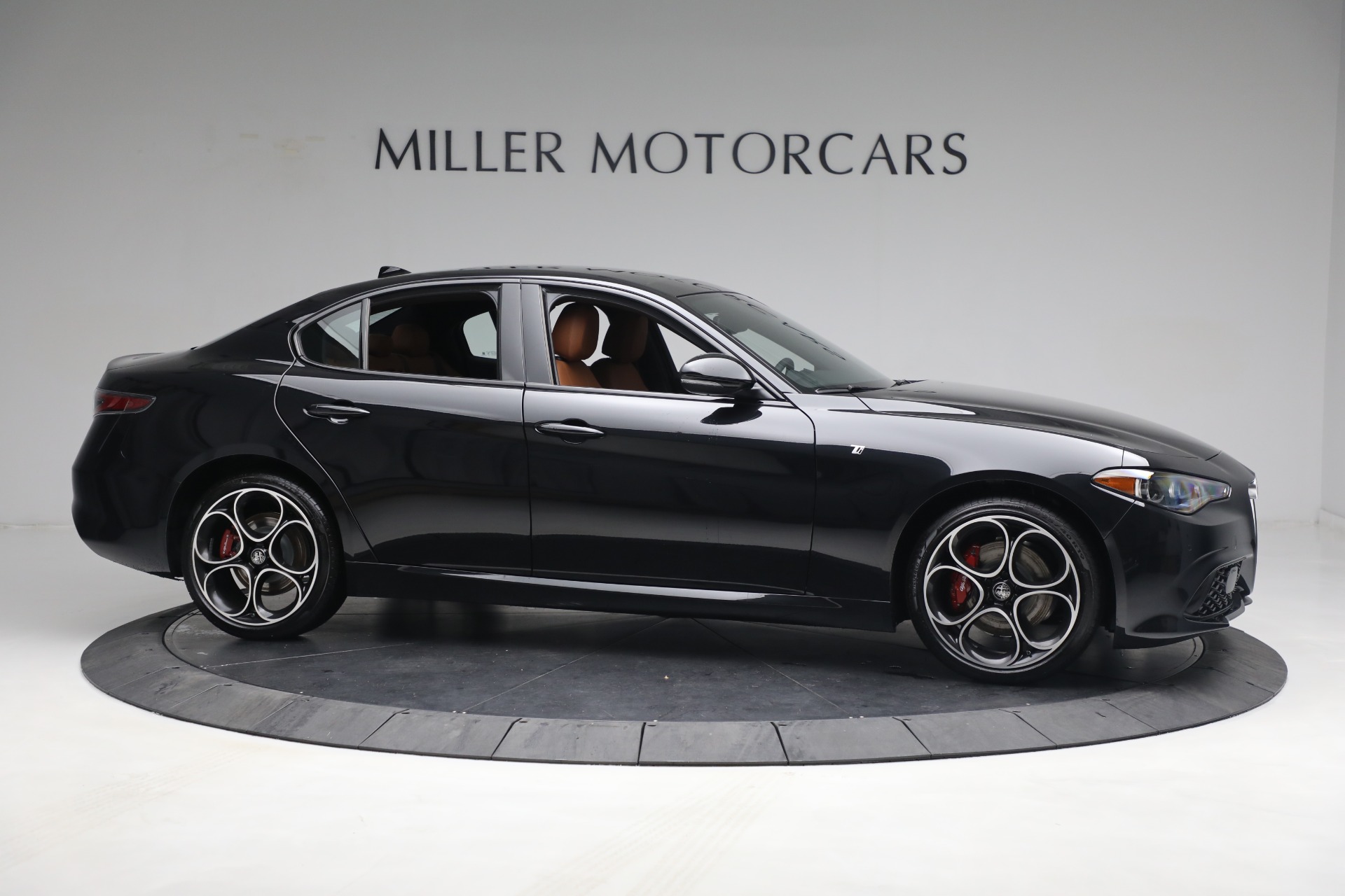 New 2024 Alfa Romeo Giulia Ti | St. Petersburg, FL