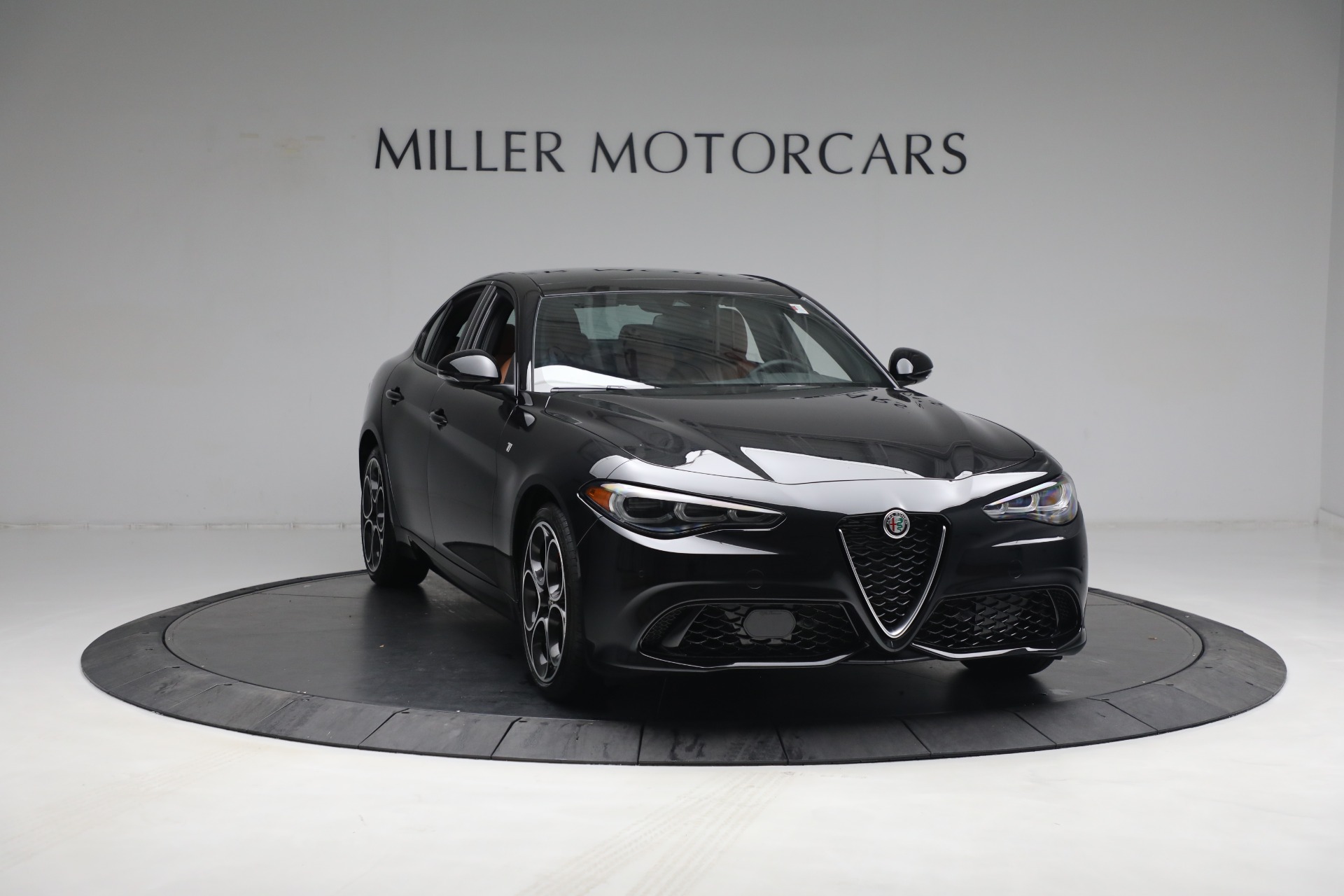 New 2024 Alfa Romeo Giulia Ti | St. Petersburg, FL