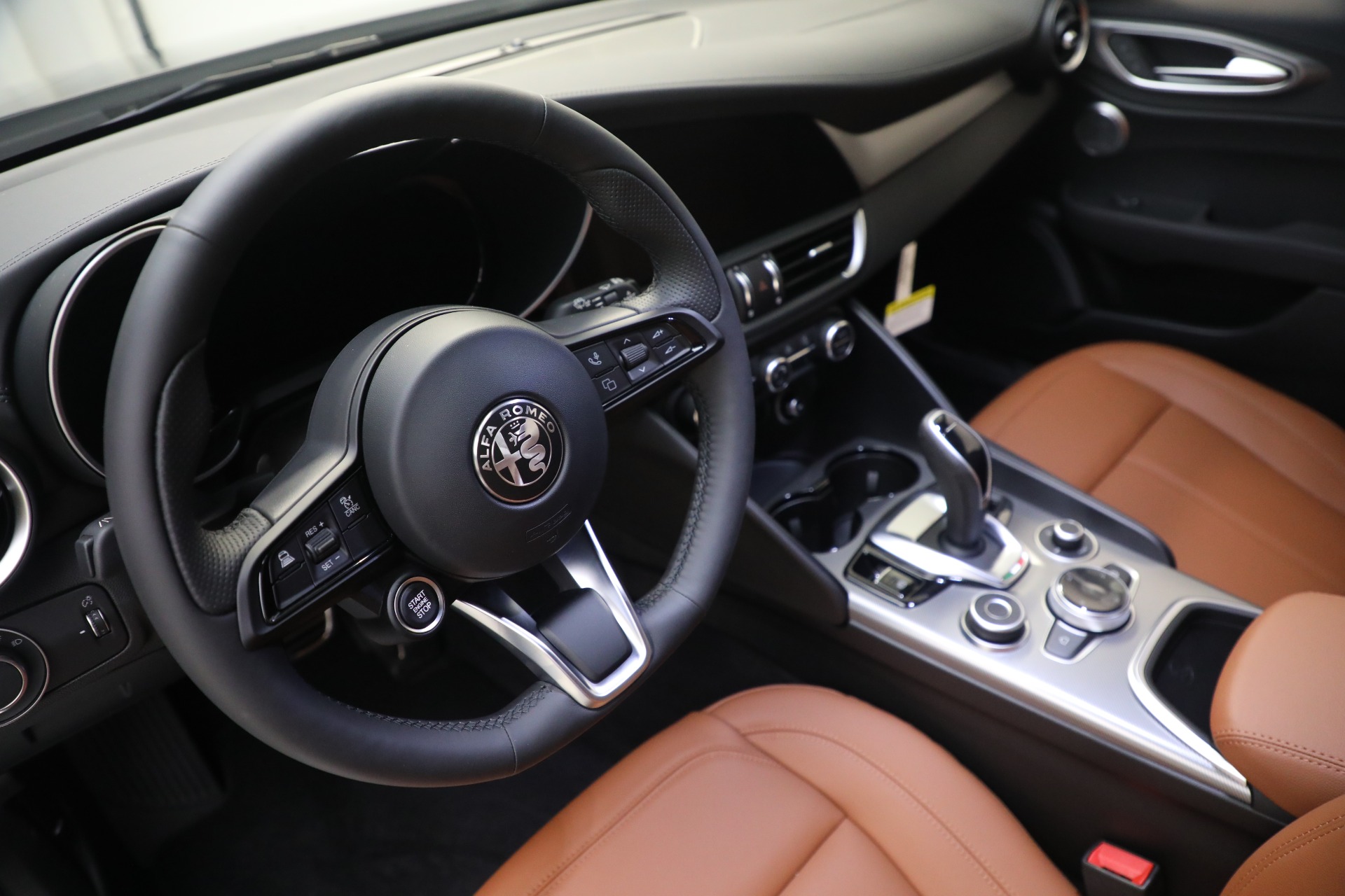 New 2024 Alfa Romeo Giulia Ti | St. Petersburg, FL