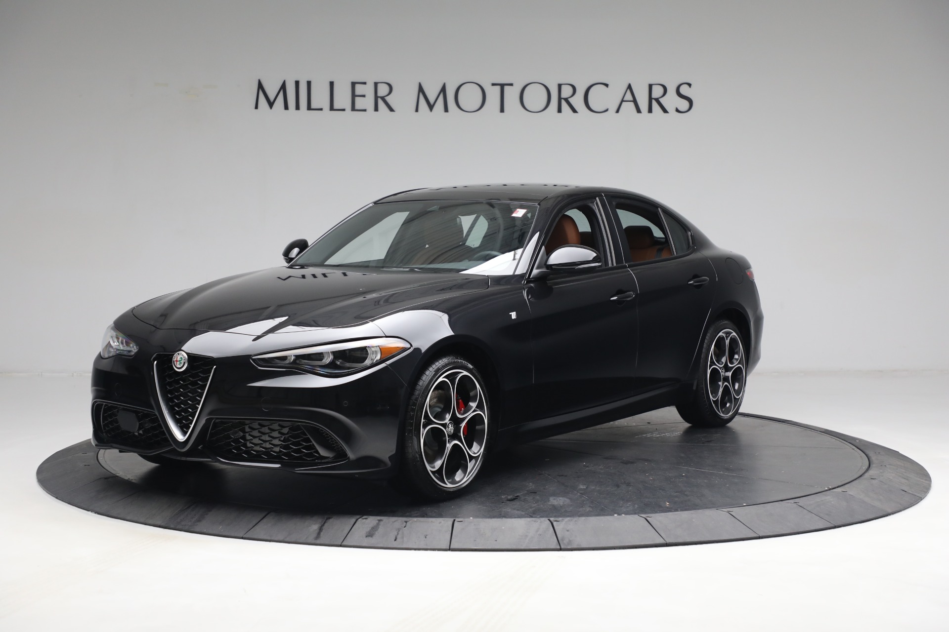 New 2024 Alfa Romeo Giulia Ti | St. Petersburg, FL