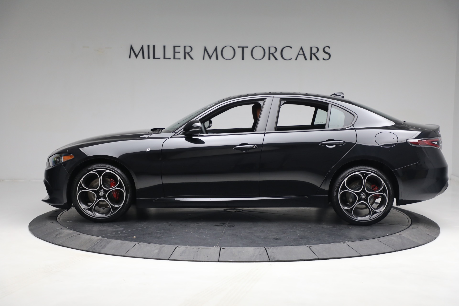 New 2024 Alfa Romeo Giulia Ti | St. Petersburg, FL