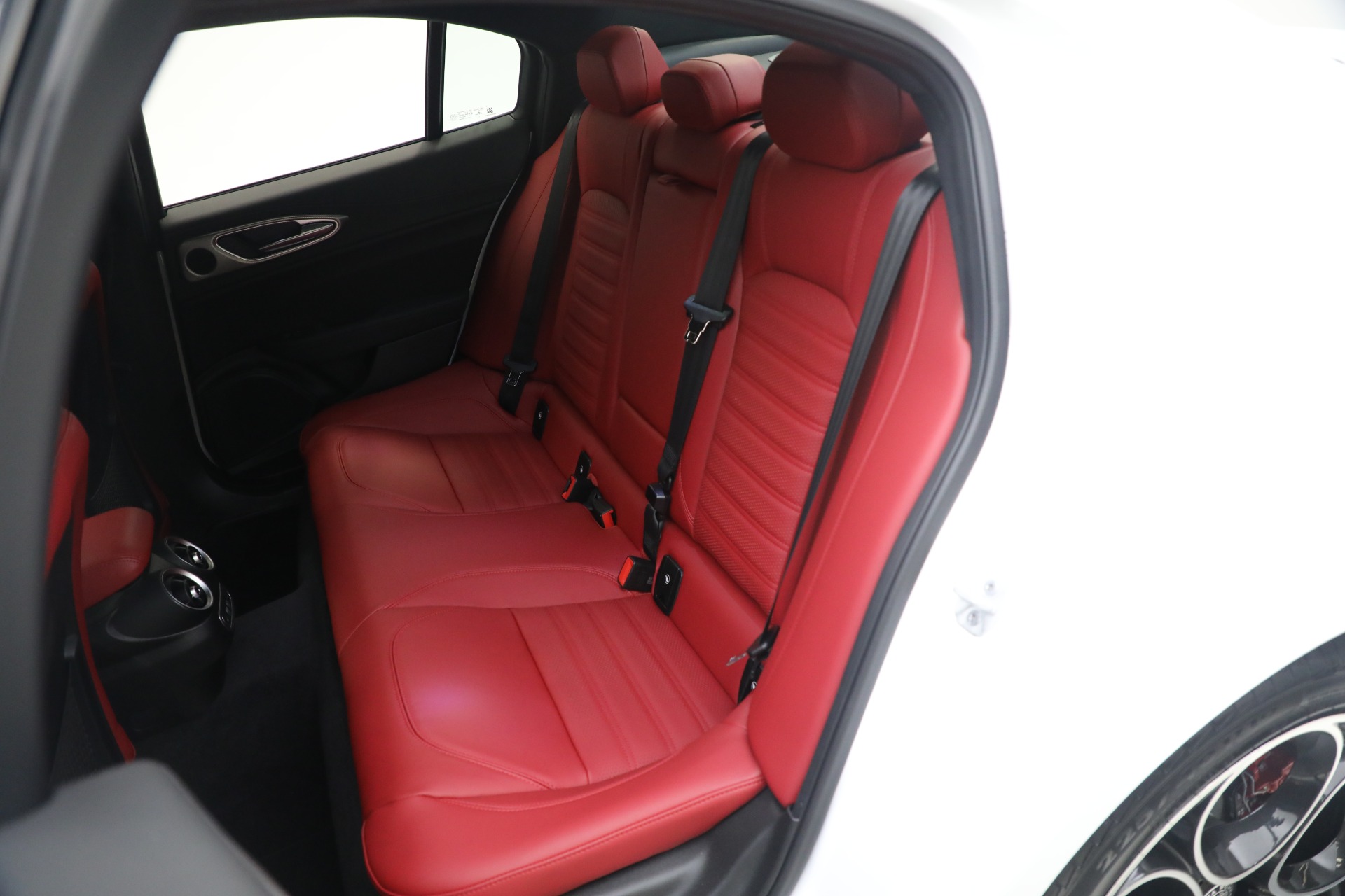 New 2024 Alfa Romeo Giulia Ti | St. Petersburg, FL