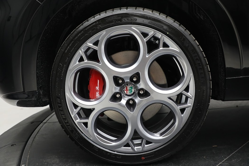 New 2024 Alfa Romeo Tonale Ti | St. Petersburg, FL