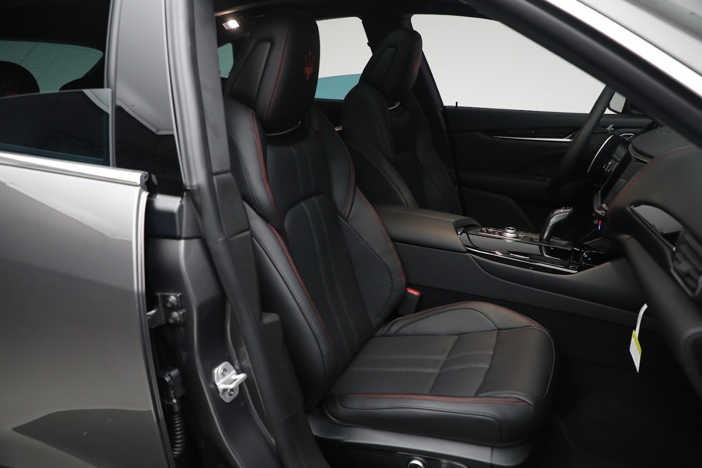 New 2024 Maserati Levante GT | St. Petersburg, FL