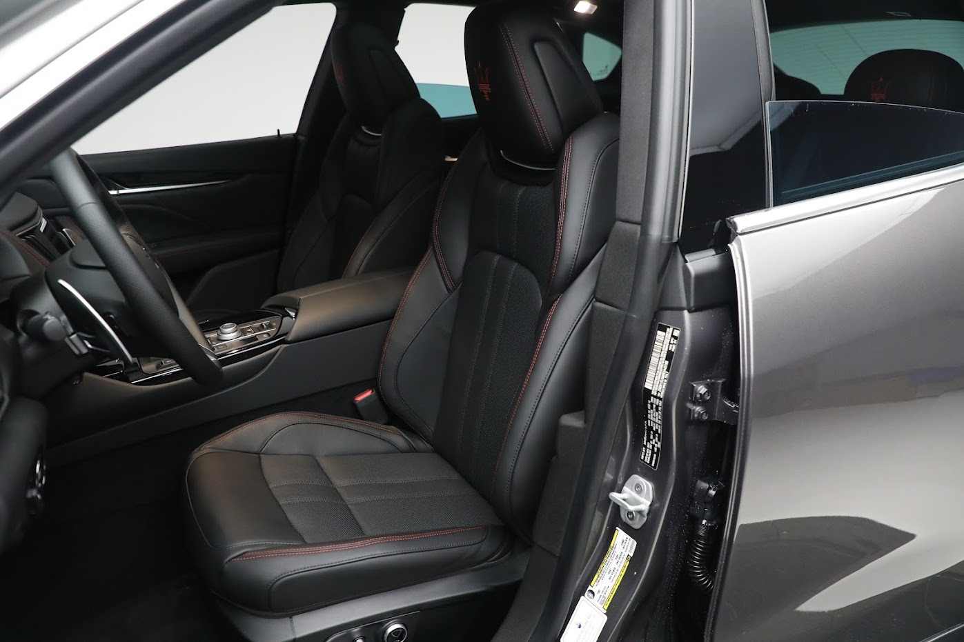 New 2024 Maserati Levante GT | St. Petersburg, FL