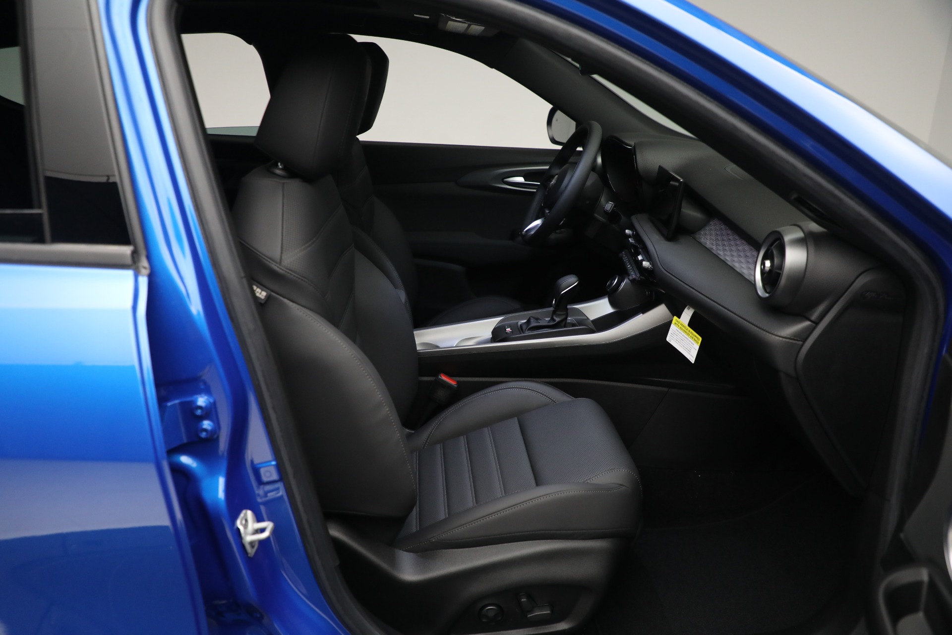 New 2024 Alfa Romeo Tonale Ti | St. Petersburg, FL