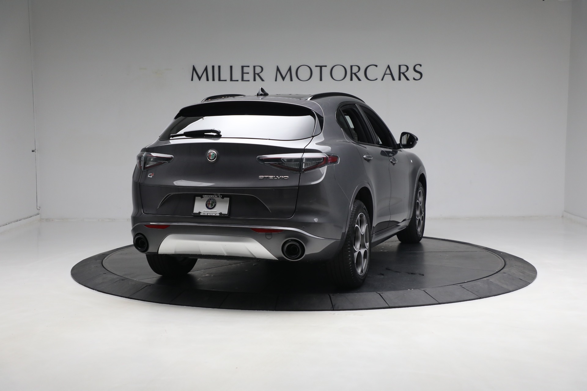 New 2024 Alfa Romeo Stelvio Ti | St. Petersburg, FL