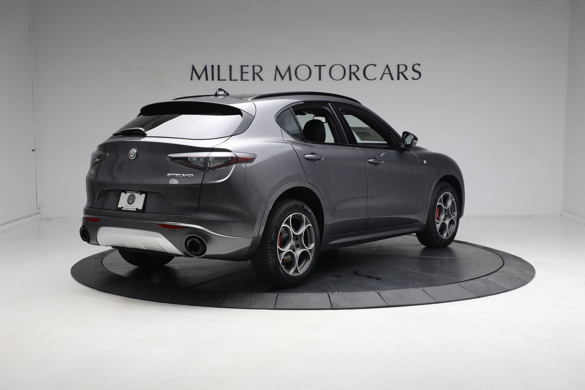 New 2024 Alfa Romeo Stelvio Ti | St. Petersburg, FL
