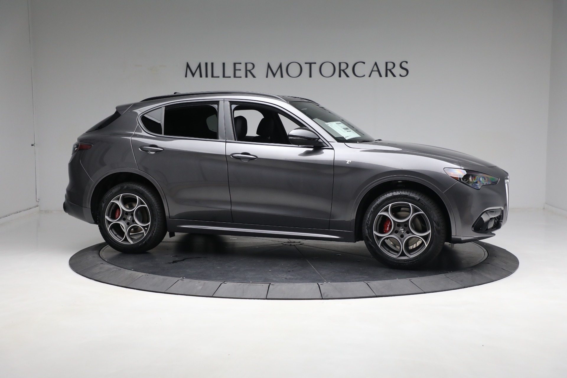 New 2024 Alfa Romeo Stelvio Ti | St. Petersburg, FL
