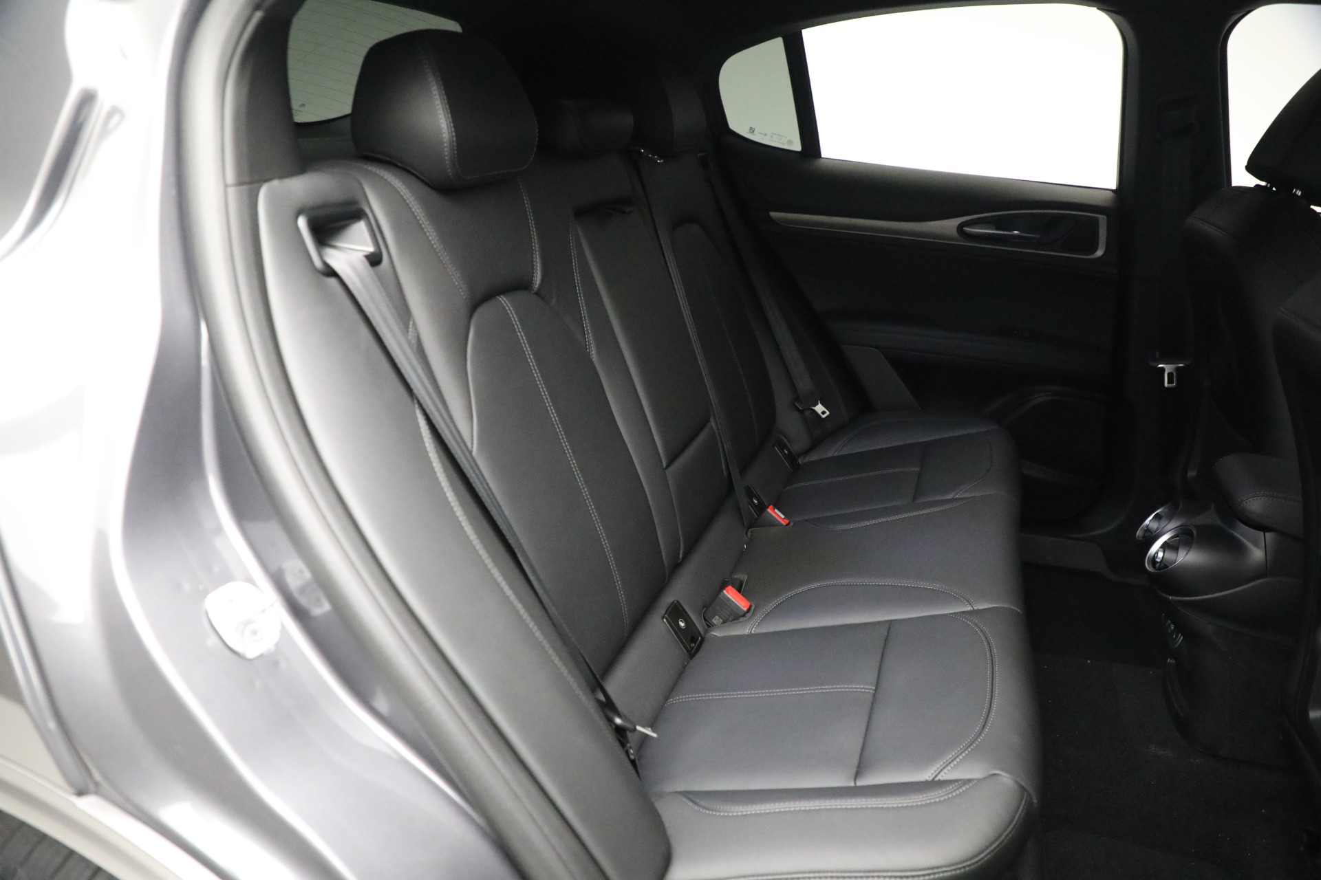 New 2024 Alfa Romeo Stelvio Ti | St. Petersburg, FL