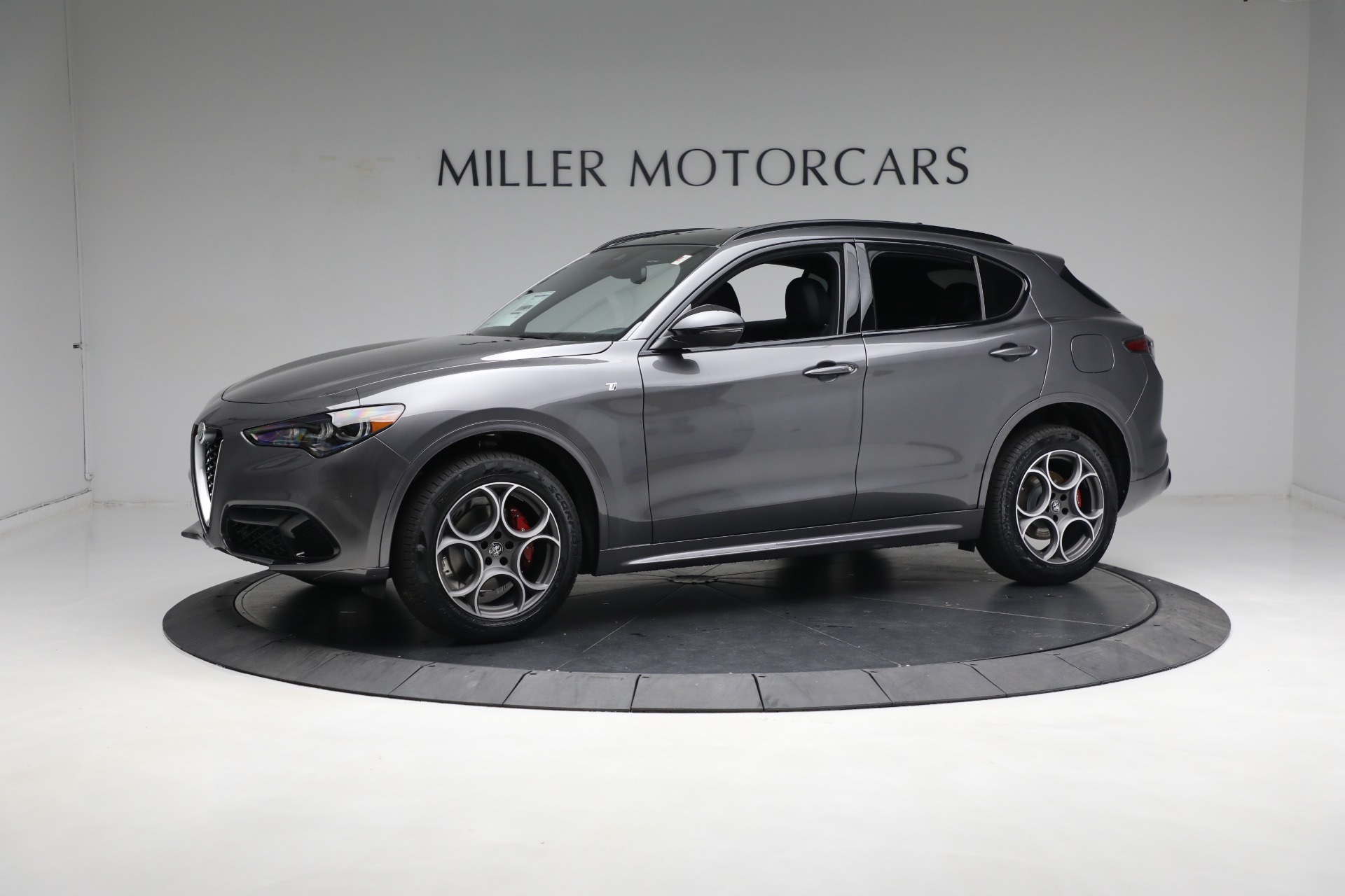 New 2024 Alfa Romeo Stelvio Ti | St. Petersburg, FL
