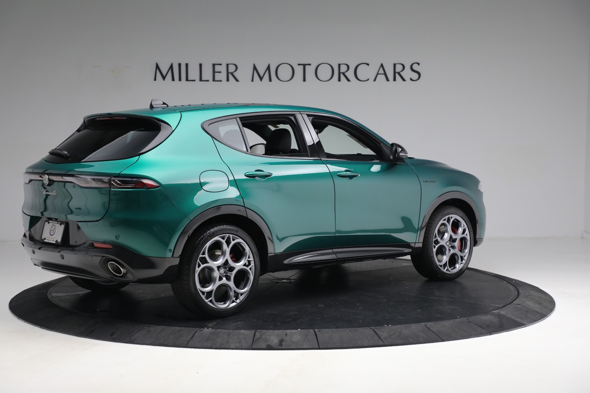 New 2024 Alfa Romeo Tonale Veloce | St. Petersburg, FL