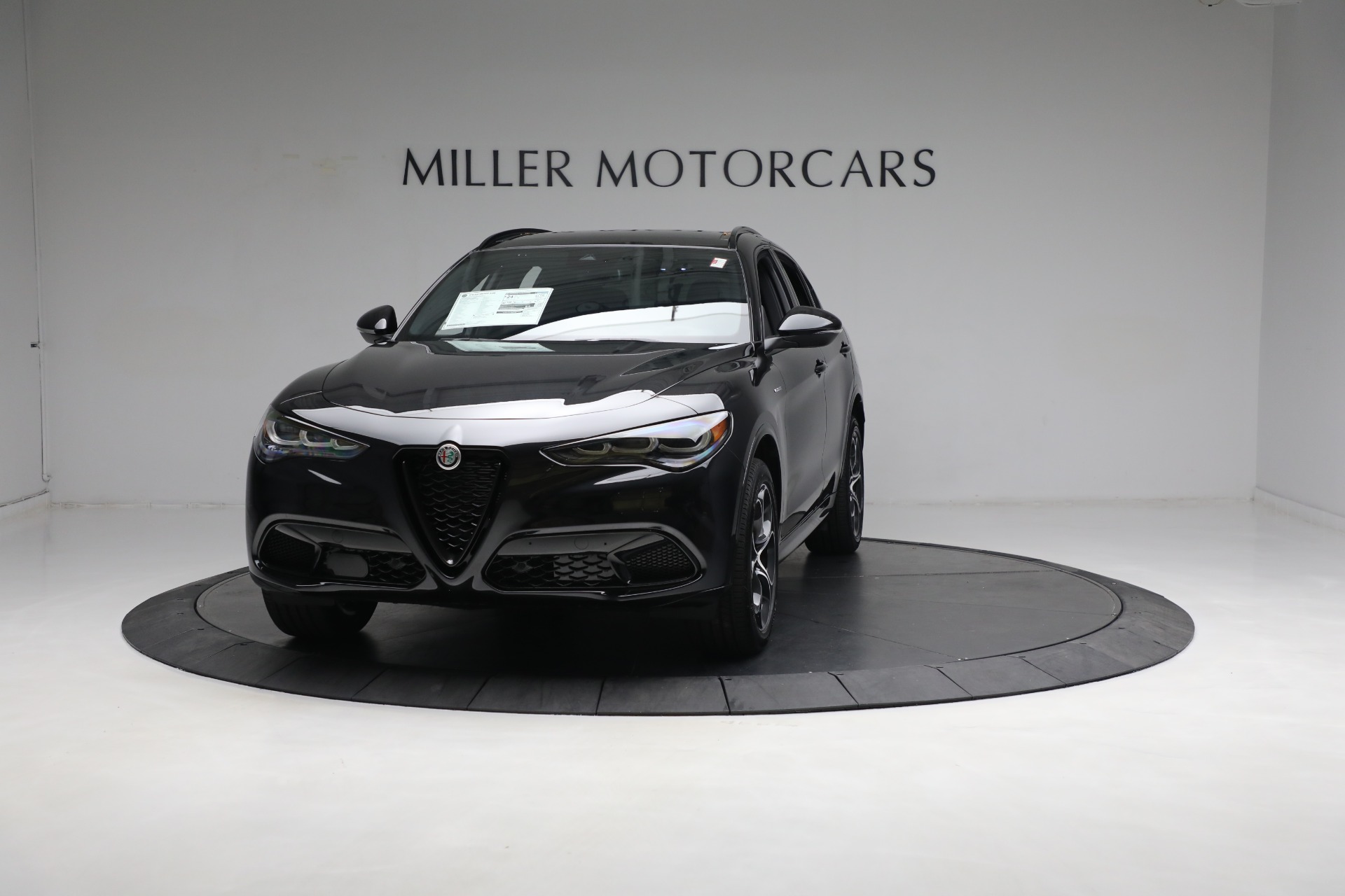 New 2024 Alfa Romeo Stelvio Veloce | St. Petersburg, FL
