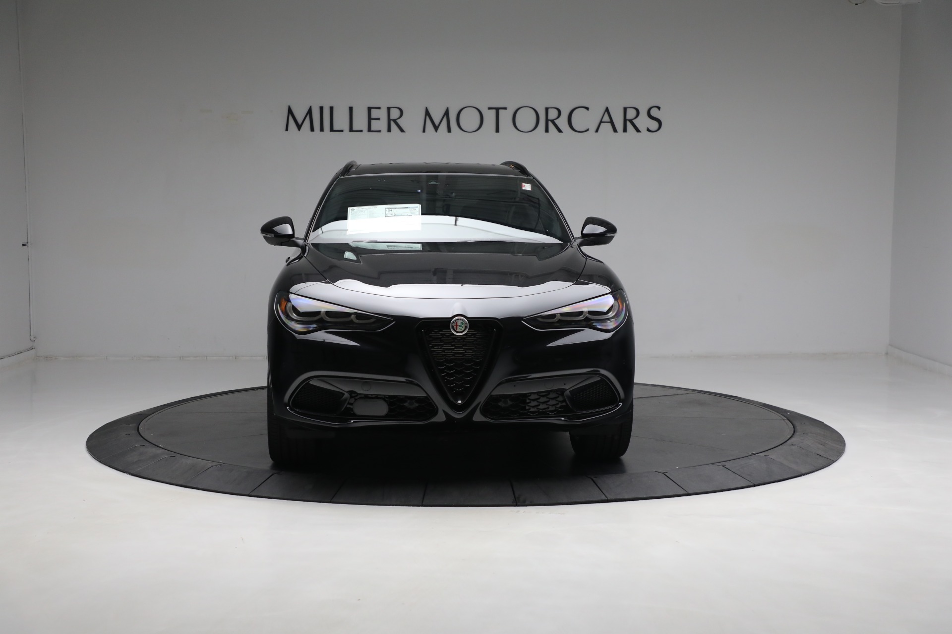 New 2024 Alfa Romeo Stelvio Veloce | St. Petersburg, FL
