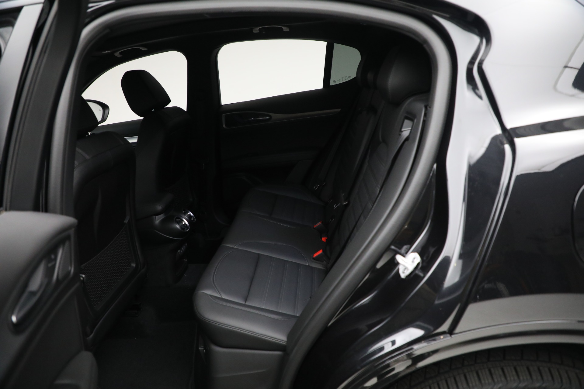 New 2024 Alfa Romeo Stelvio Veloce | St. Petersburg, FL