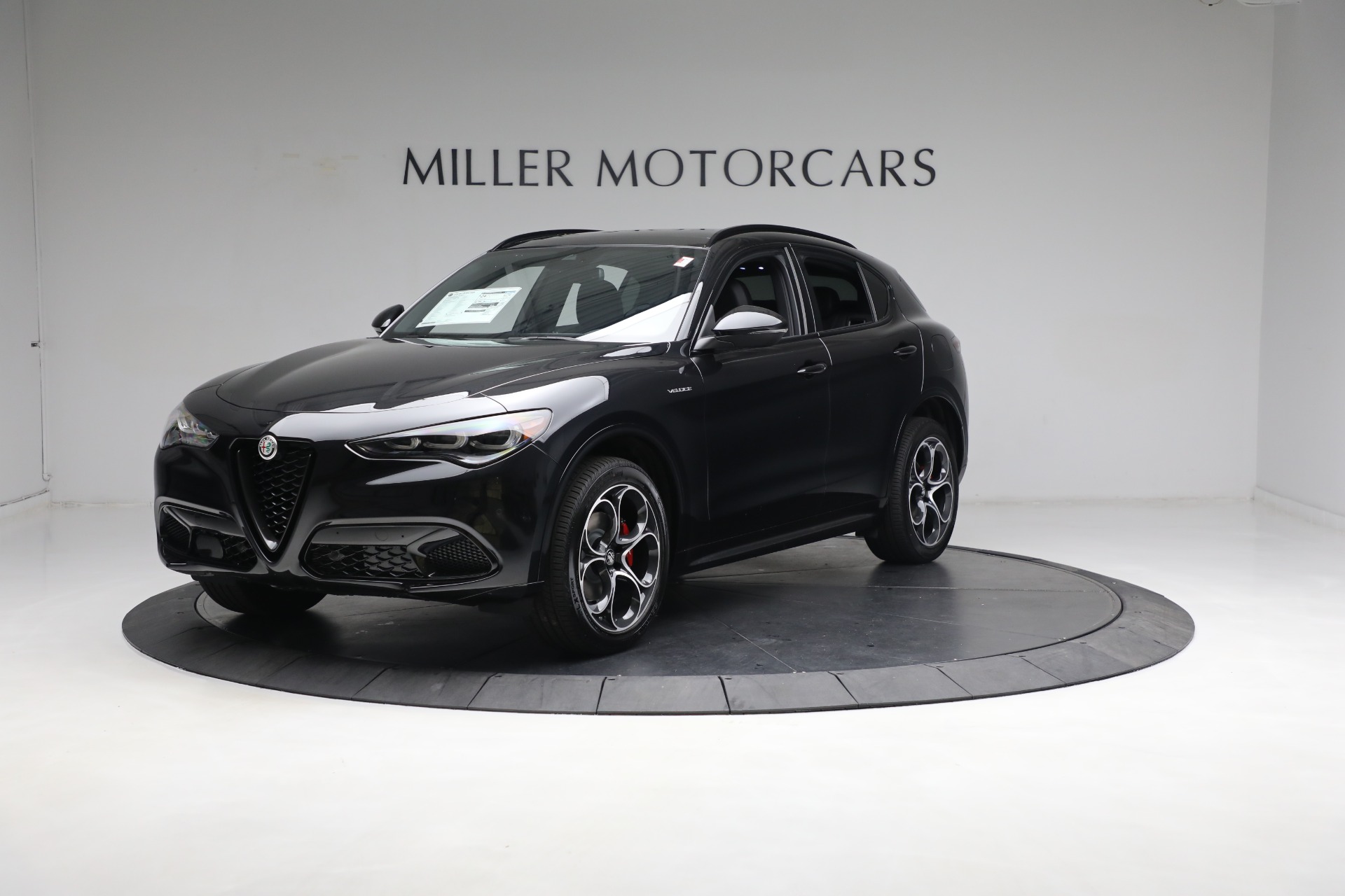 New 2024 Alfa Romeo Stelvio Veloce | St. Petersburg, FL
