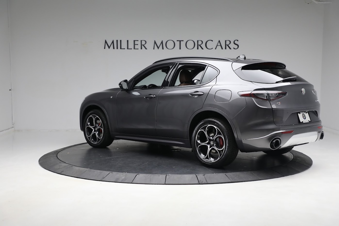 New 2024 Alfa Romeo Stelvio Ti | St. Petersburg, FL