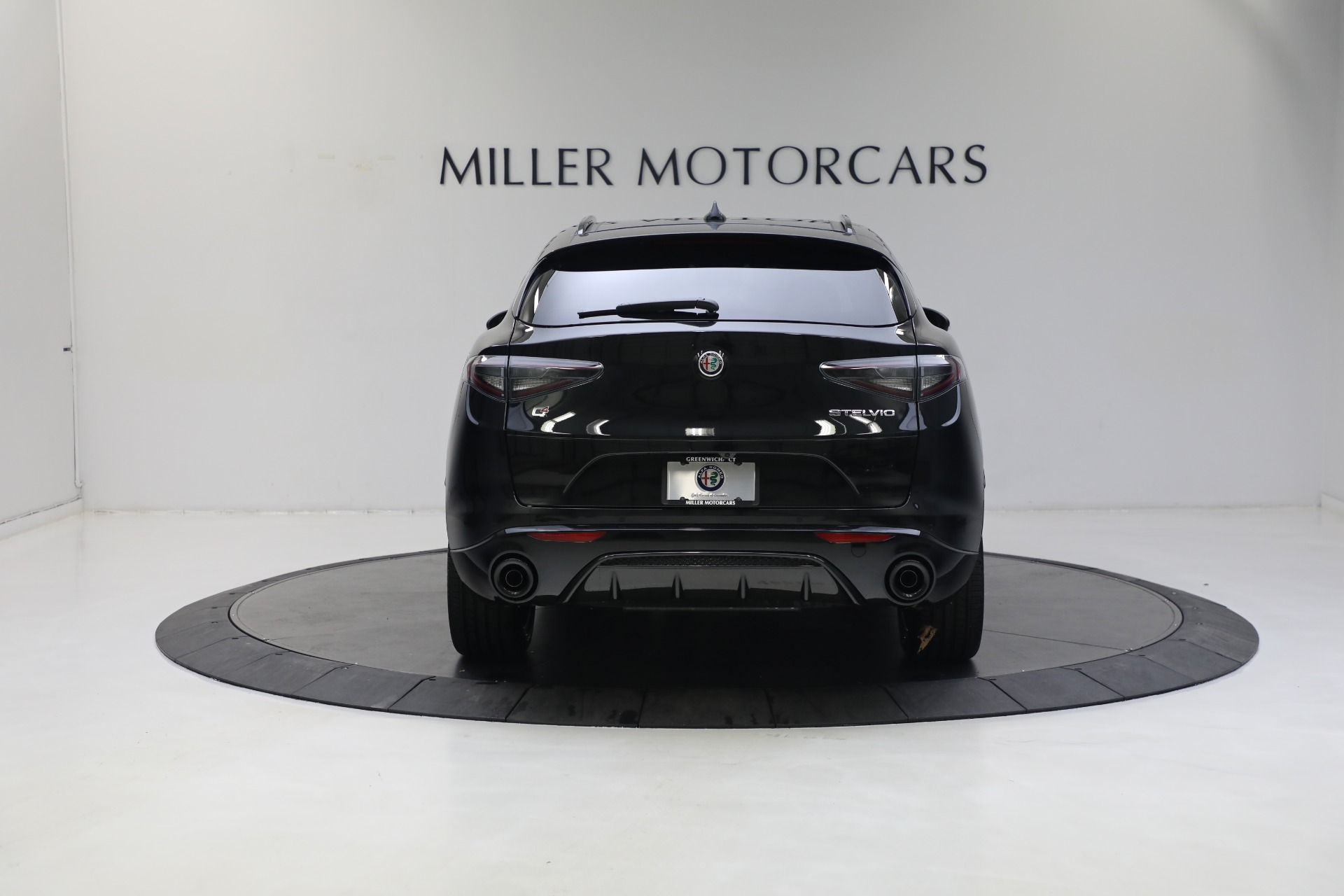 New 2024 Alfa Romeo Stelvio Veloce | St. Petersburg, FL