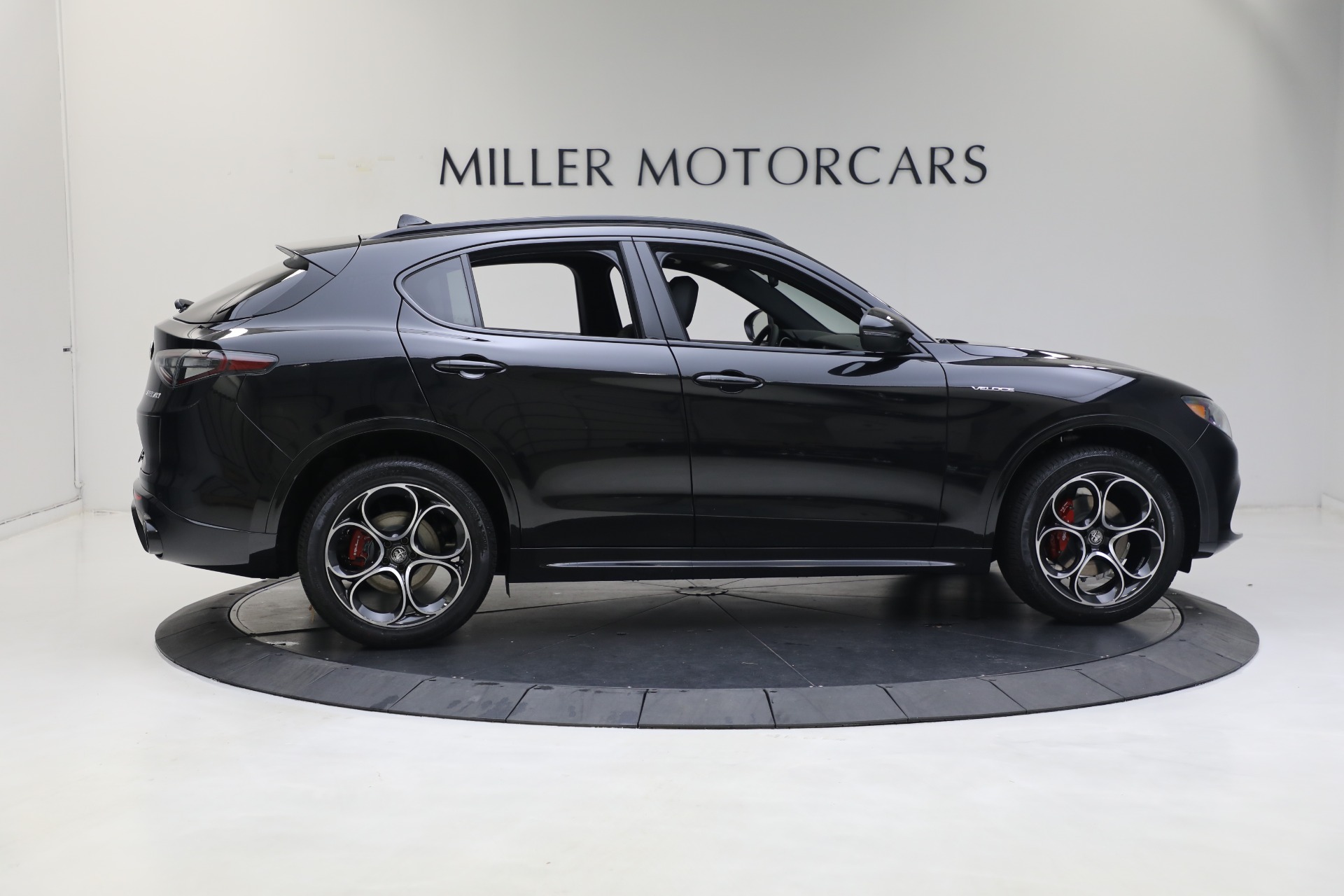 New 2024 Alfa Romeo Stelvio Veloce | St. Petersburg, FL