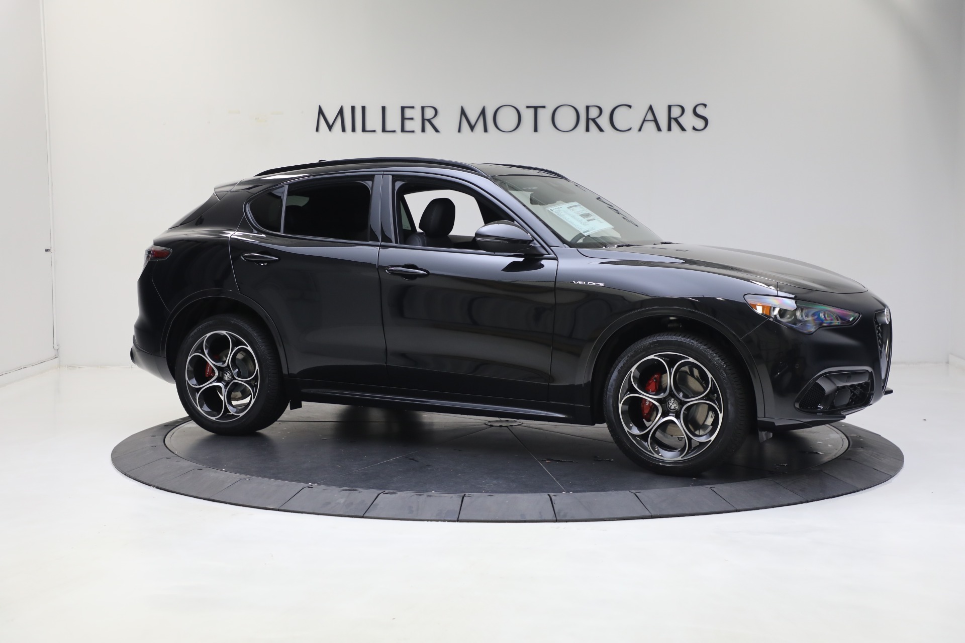 New 2024 Alfa Romeo Stelvio Veloce | St. Petersburg, FL