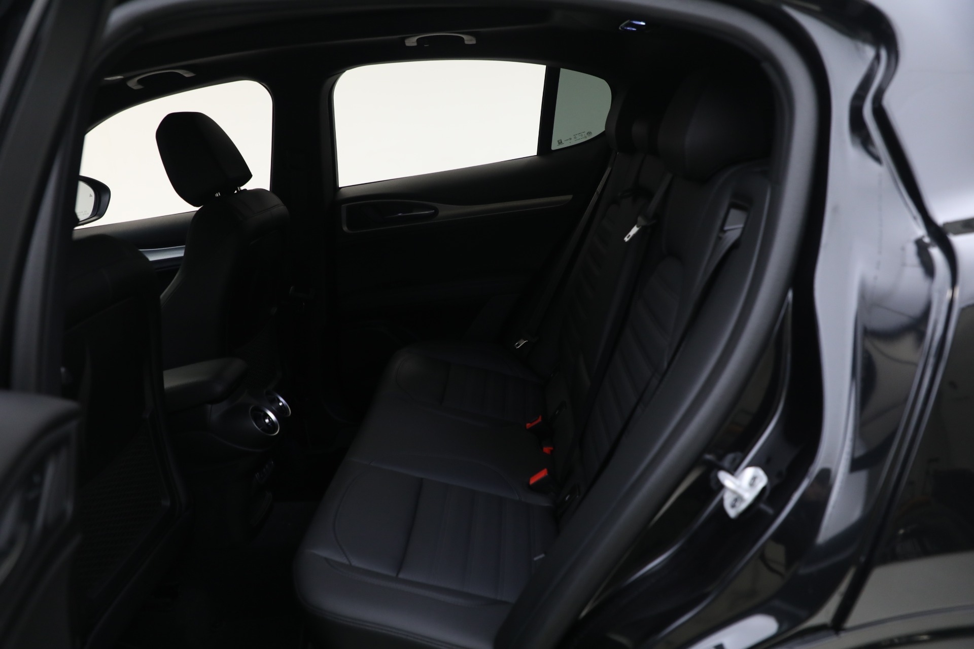 New 2024 Alfa Romeo Stelvio Veloce | St. Petersburg, FL