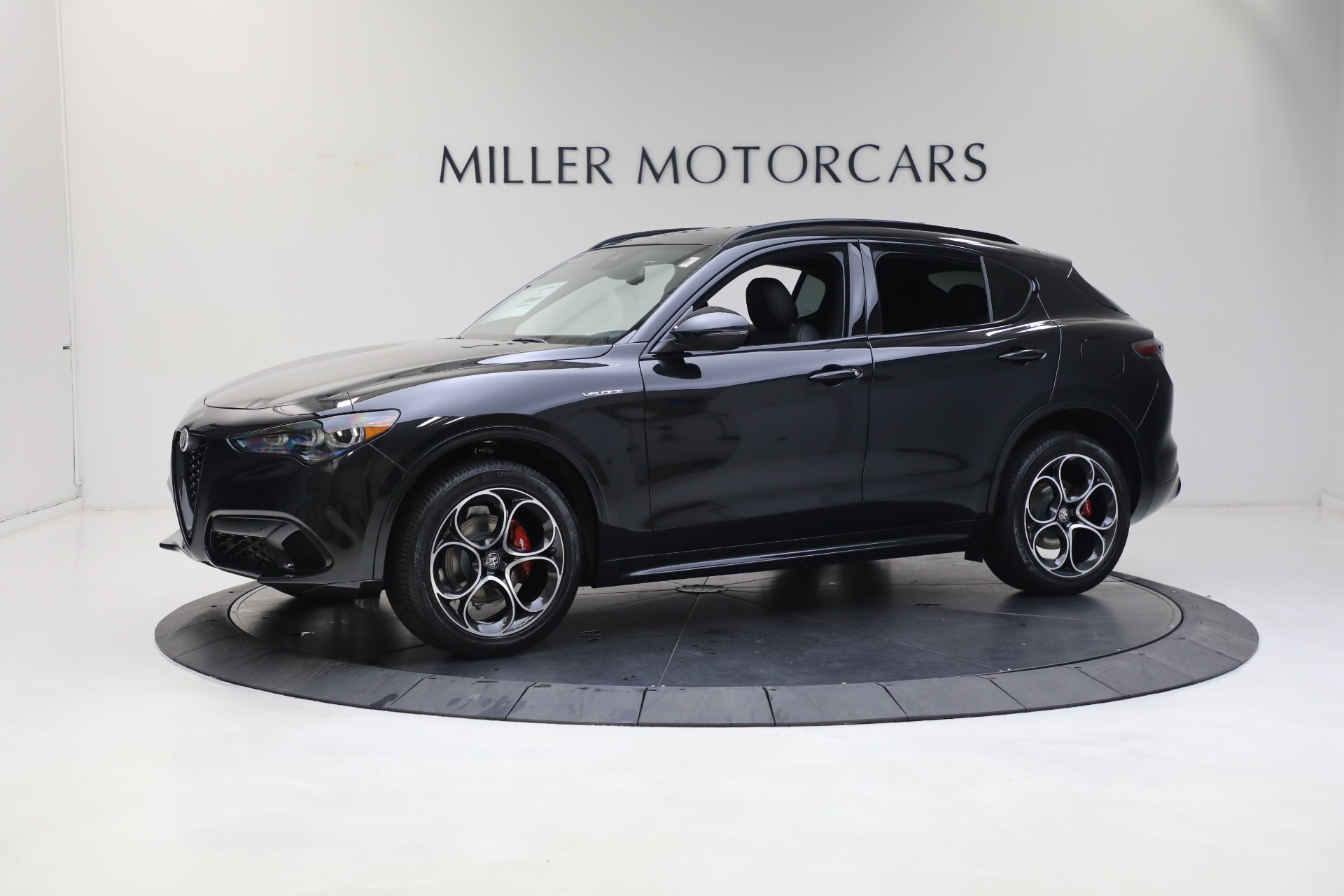 New 2024 Alfa Romeo Stelvio Veloce | St. Petersburg, FL