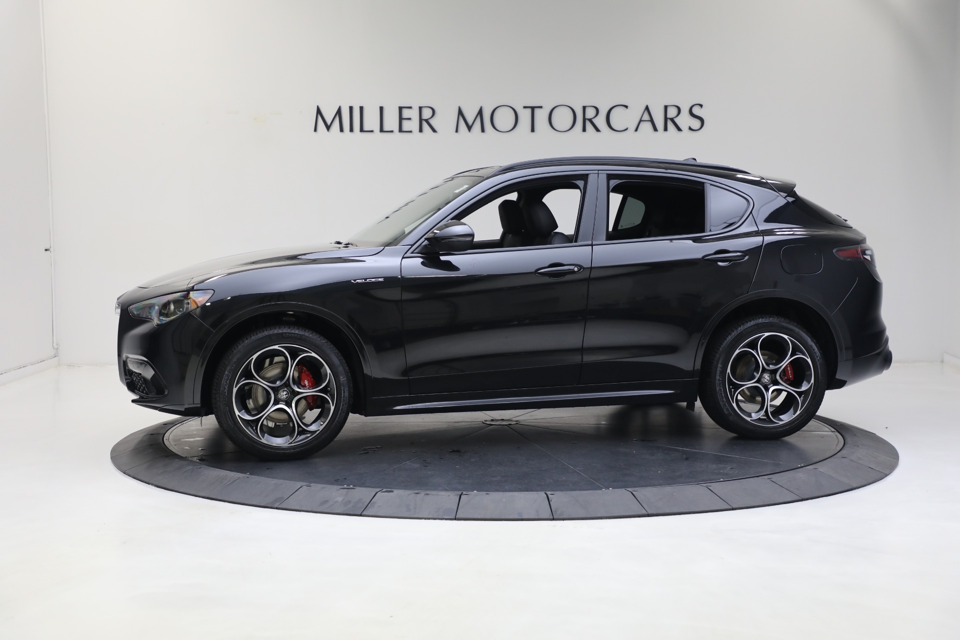 New 2024 Alfa Romeo Stelvio Veloce | St. Petersburg, FL