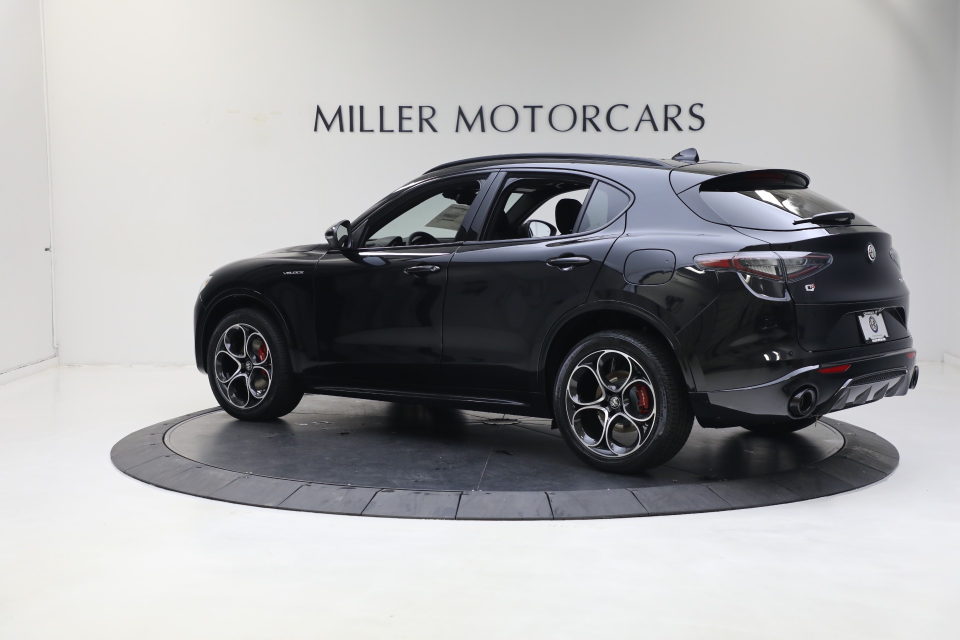 New 2024 Alfa Romeo Stelvio Veloce | St. Petersburg, FL