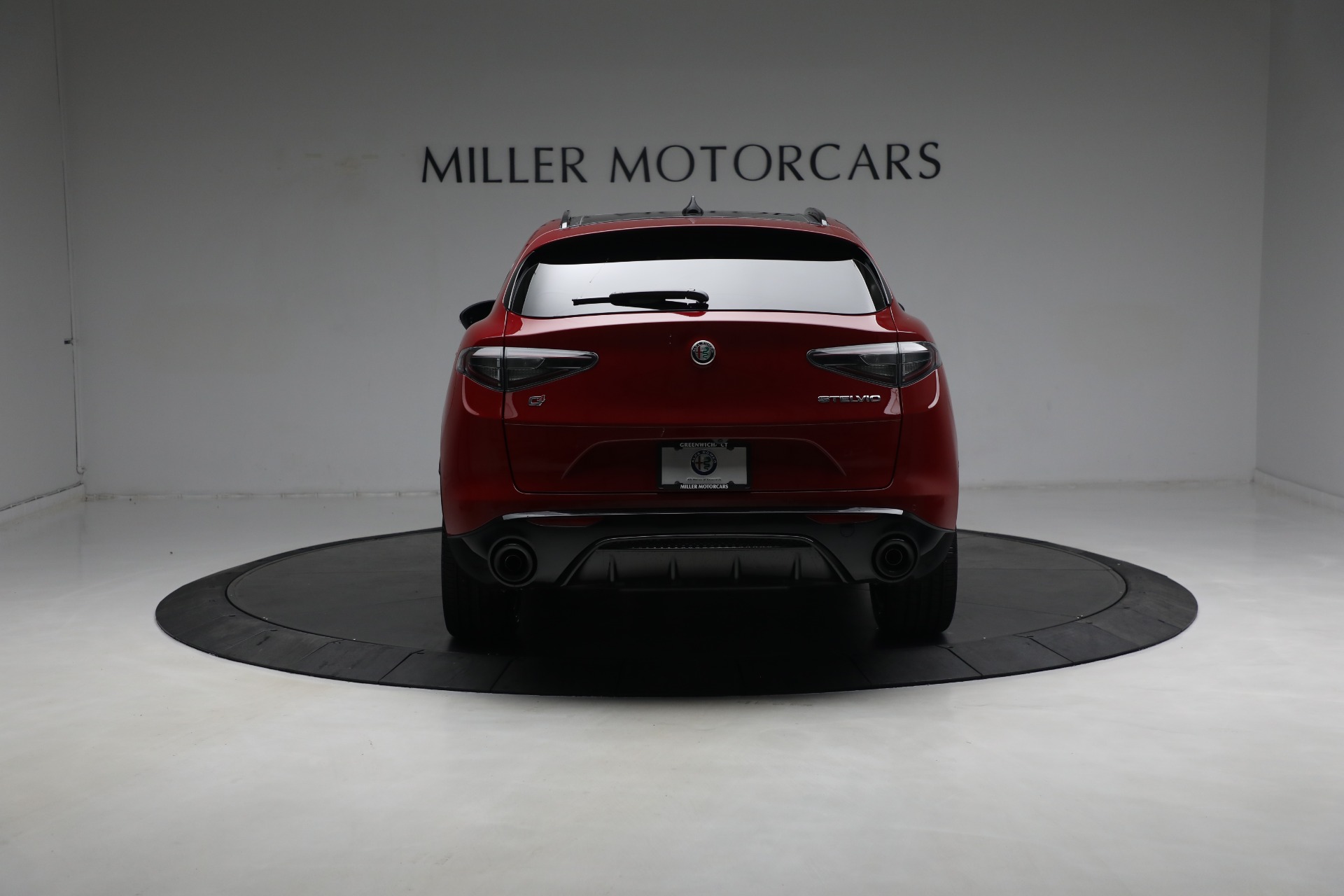 New 2024 Alfa Romeo Stelvio Veloce | St. Petersburg, FL