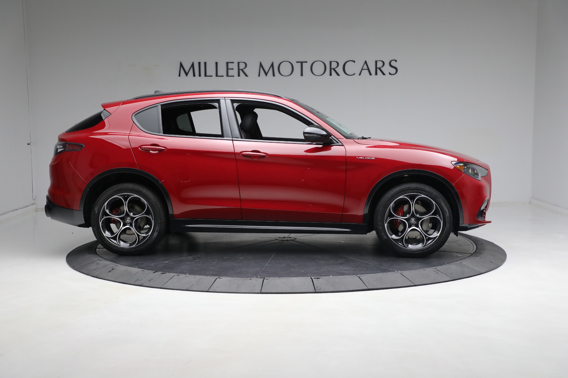 New 2024 Alfa Romeo Stelvio Veloce | St. Petersburg, FL