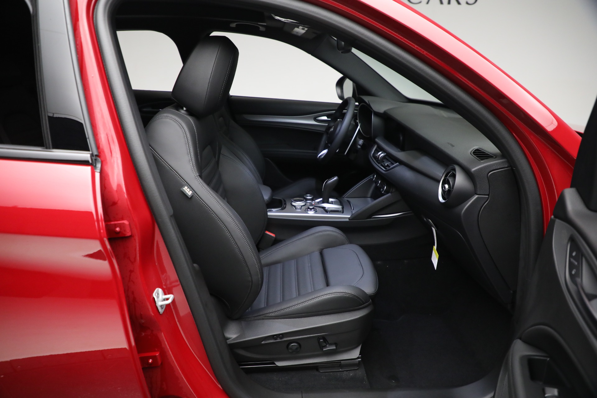 New 2024 Alfa Romeo Stelvio Veloce | St. Petersburg, FL