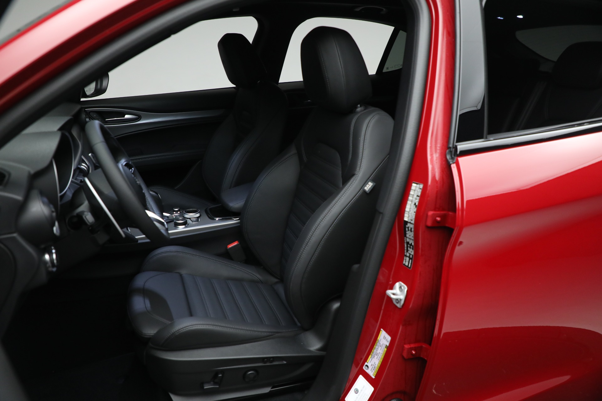 New 2024 Alfa Romeo Stelvio Veloce | St. Petersburg, FL