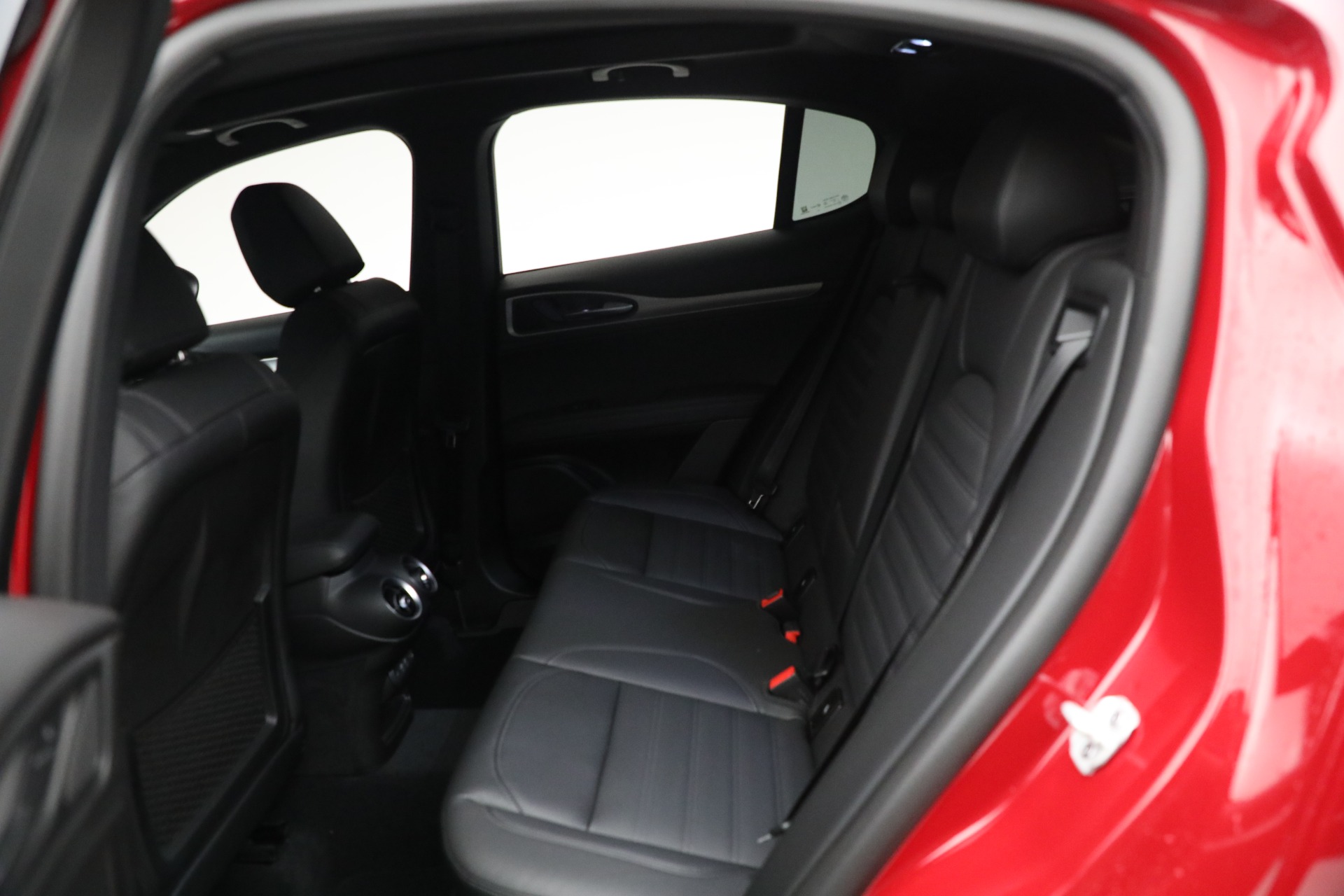New 2024 Alfa Romeo Stelvio Veloce | St. Petersburg, FL