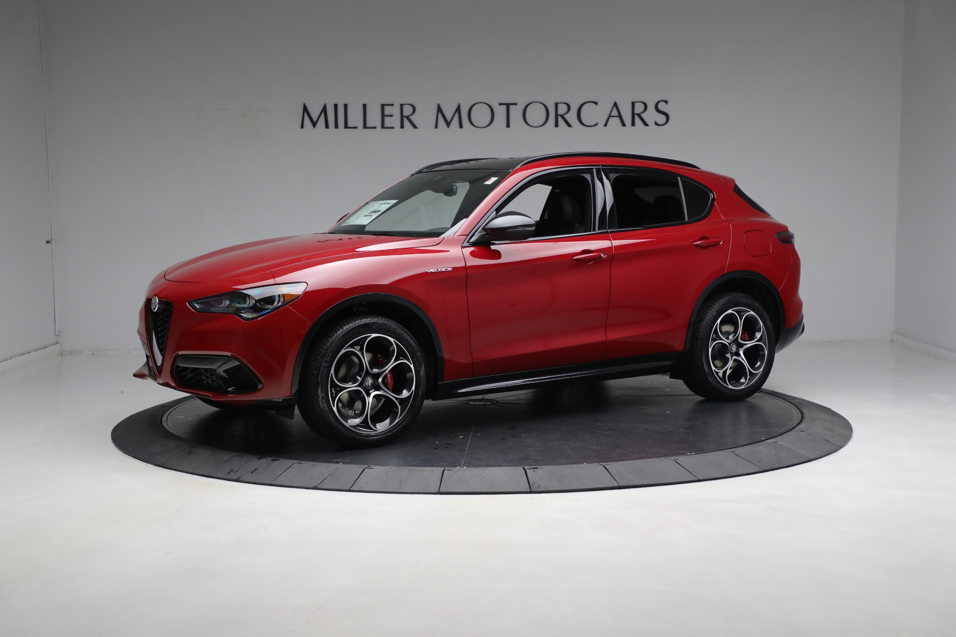 New 2024 Alfa Romeo Stelvio Veloce | St. Petersburg, FL