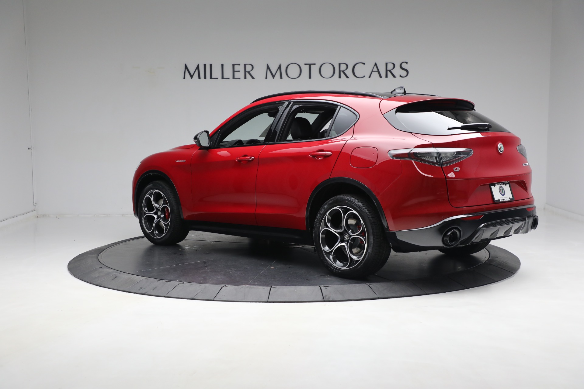 New 2024 Alfa Romeo Stelvio Veloce | St. Petersburg, FL