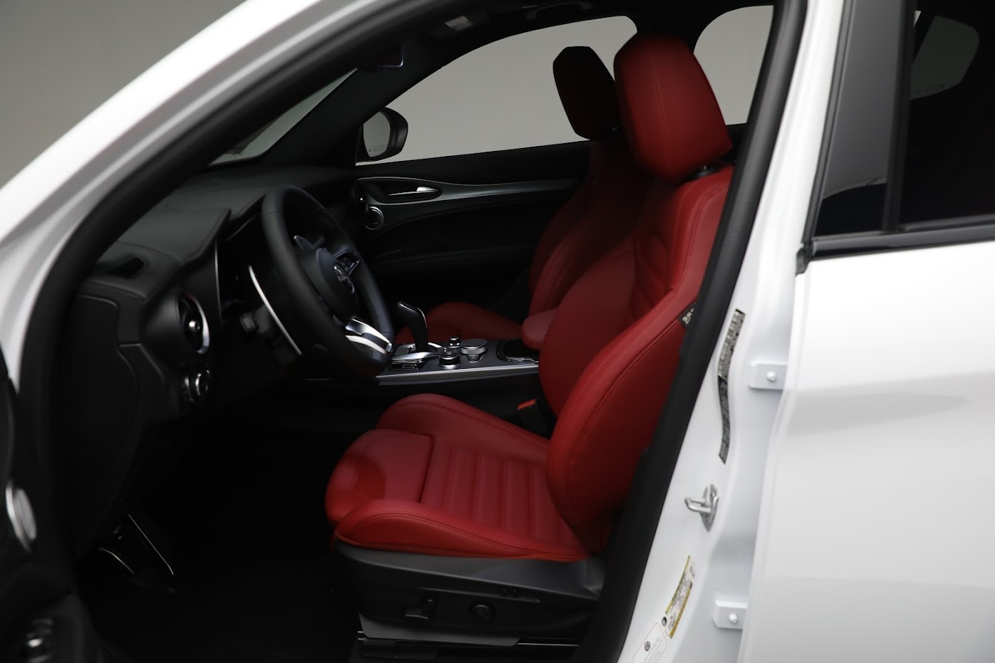 New 2024 Alfa Romeo Stelvio Veloce | St. Petersburg, FL