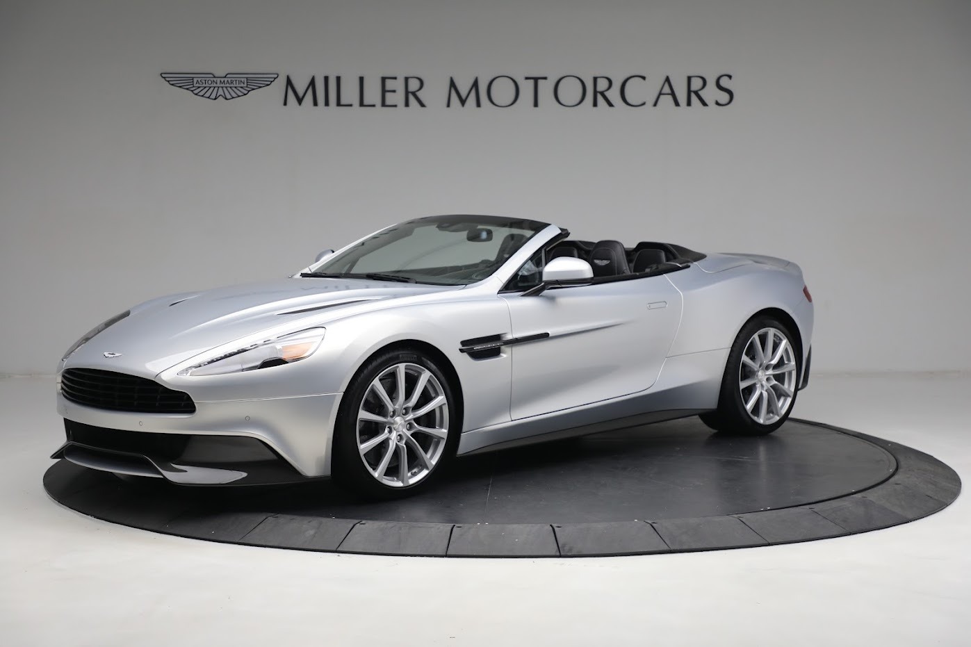 Used 2016 Aston Martin Vanquish Volante | St. Petersburg, FL