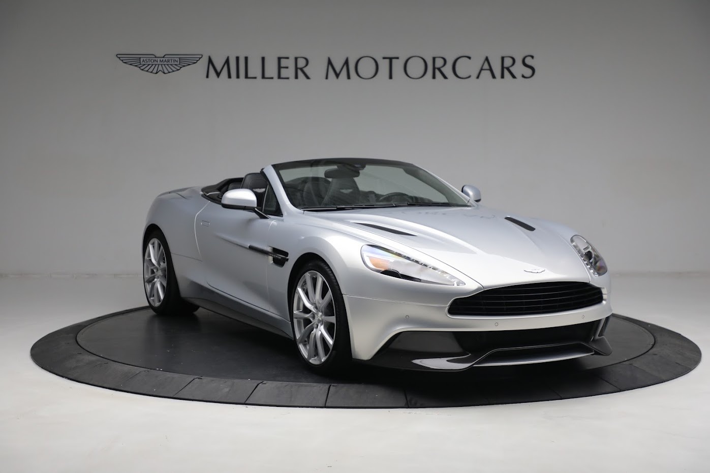 Used 2016 Aston Martin Vanquish Volante | St. Petersburg, FL