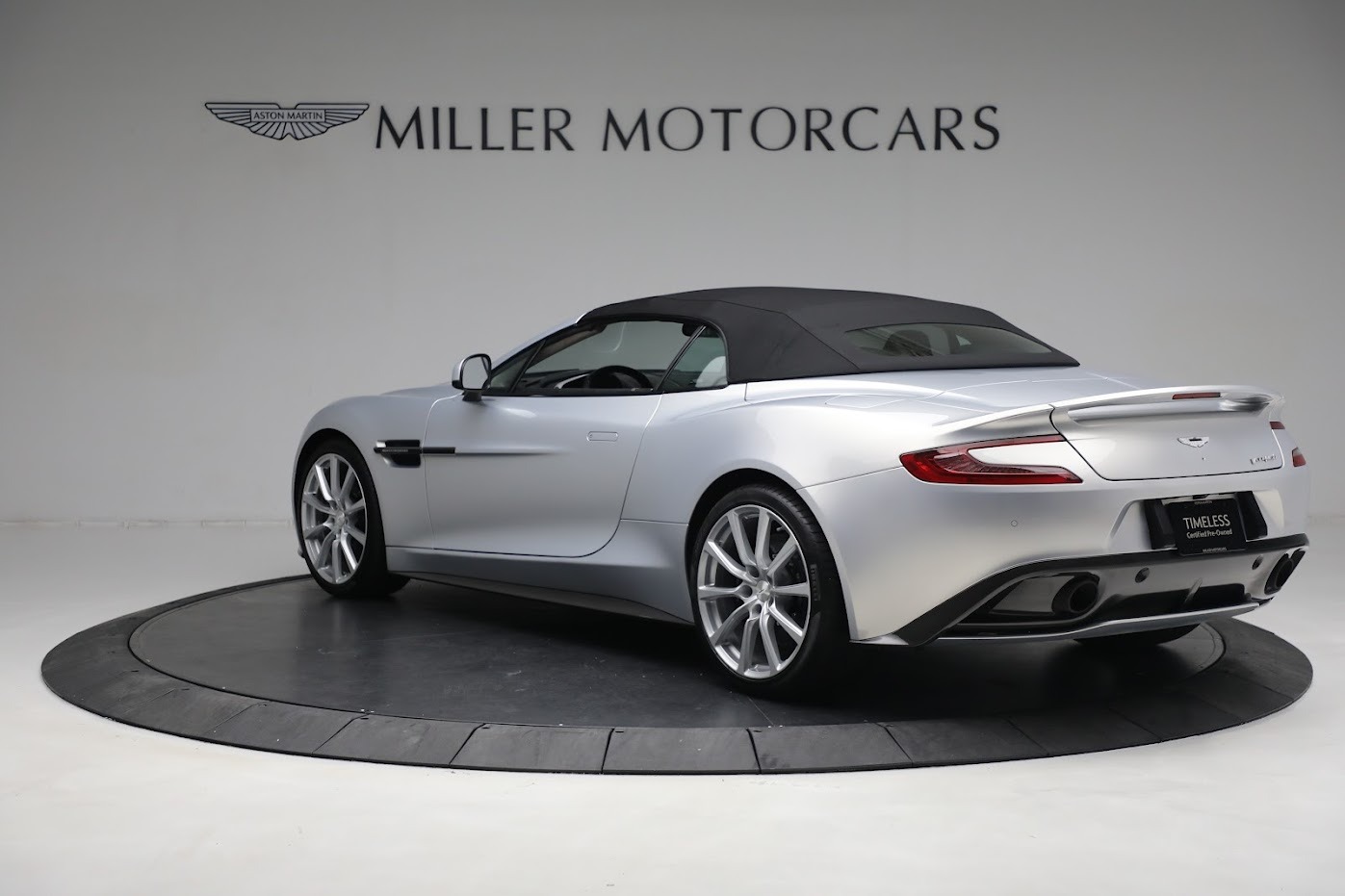 Used 2016 Aston Martin Vanquish Volante | St. Petersburg, FL