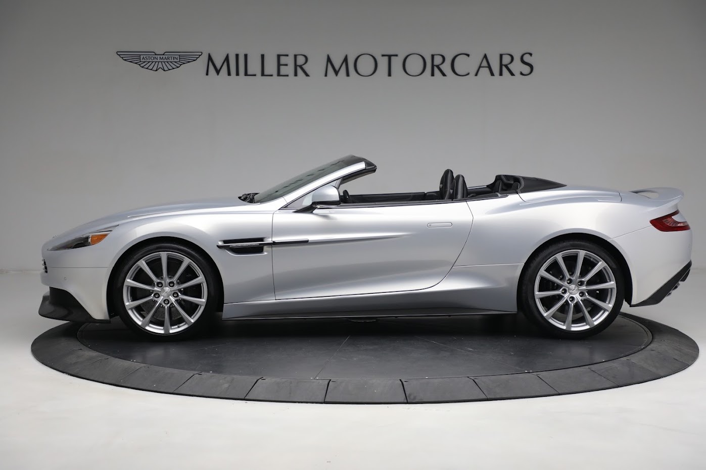 Used 2016 Aston Martin Vanquish Volante | St. Petersburg, FL
