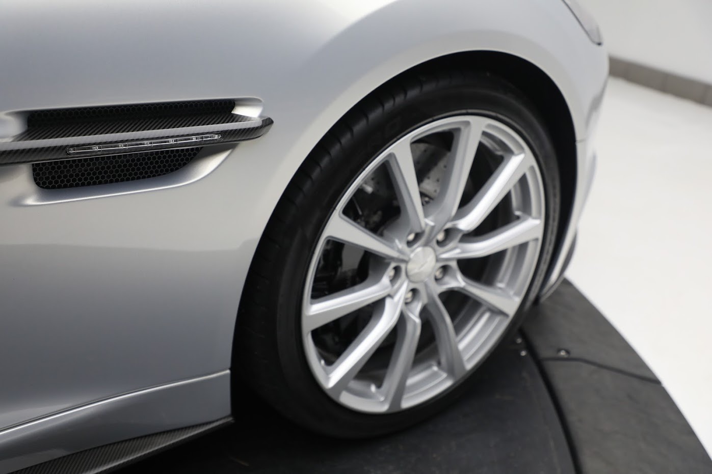 Used 2016 Aston Martin Vanquish Volante | St. Petersburg, FL