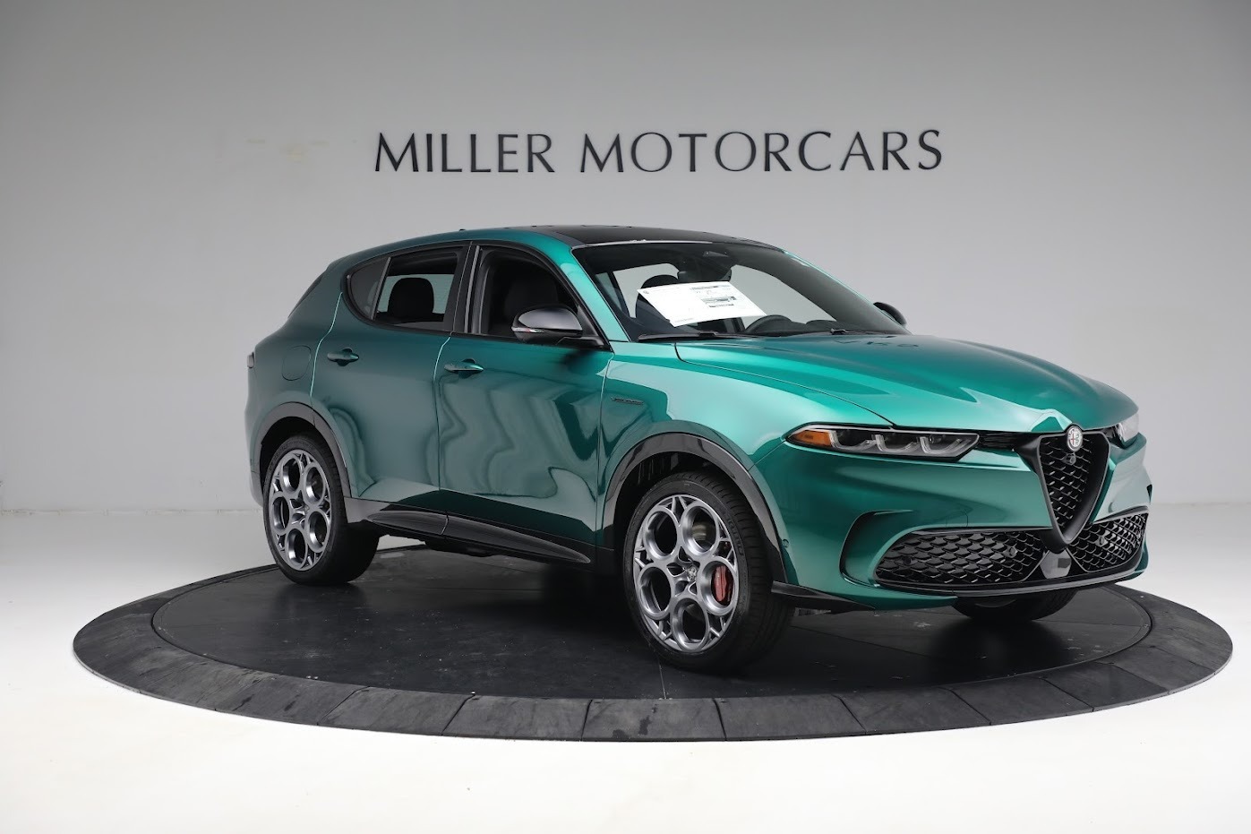 New 2024 Alfa Romeo Tonale Veloce | St. Petersburg, FL