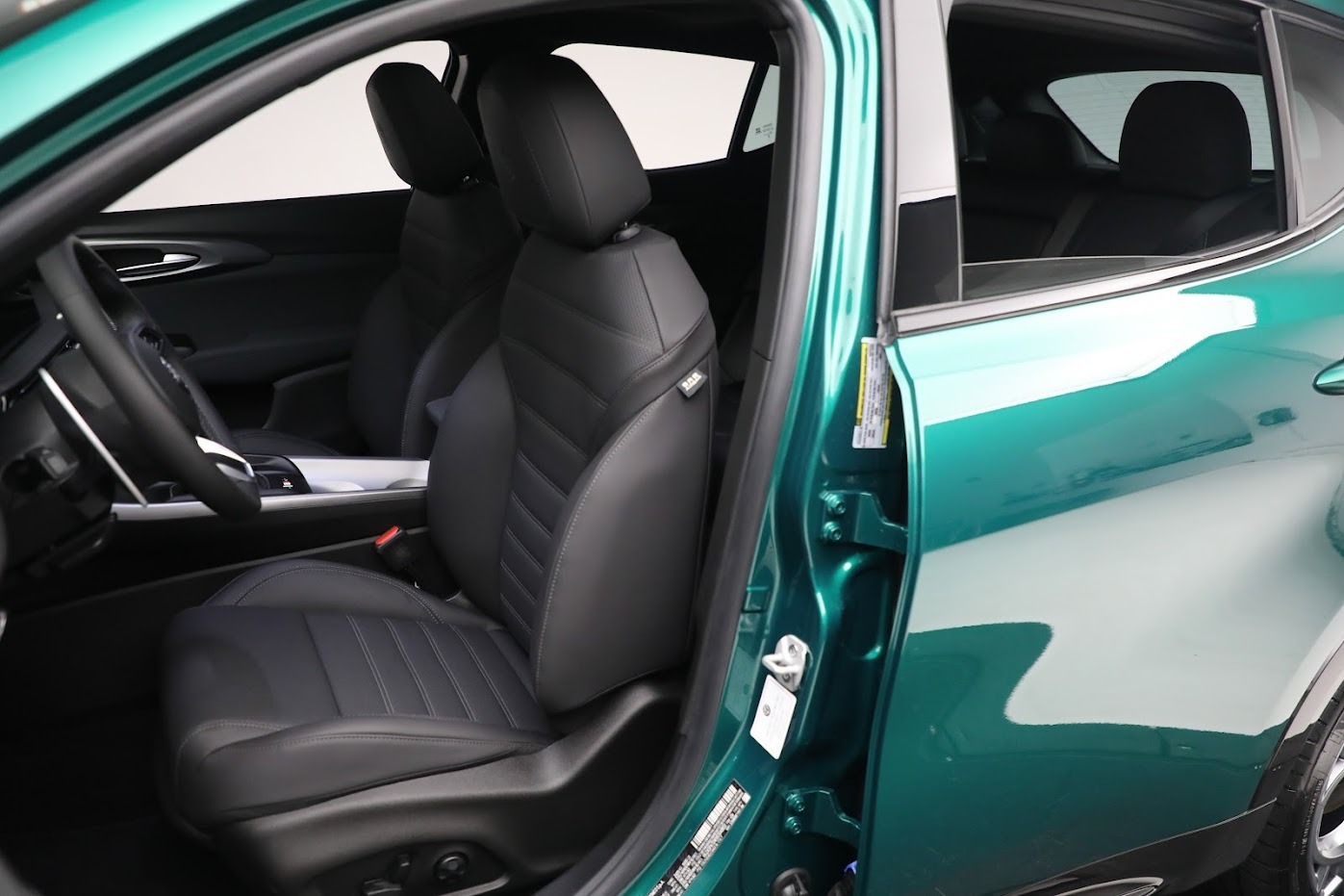 New 2024 Alfa Romeo Tonale Veloce | St. Petersburg, FL