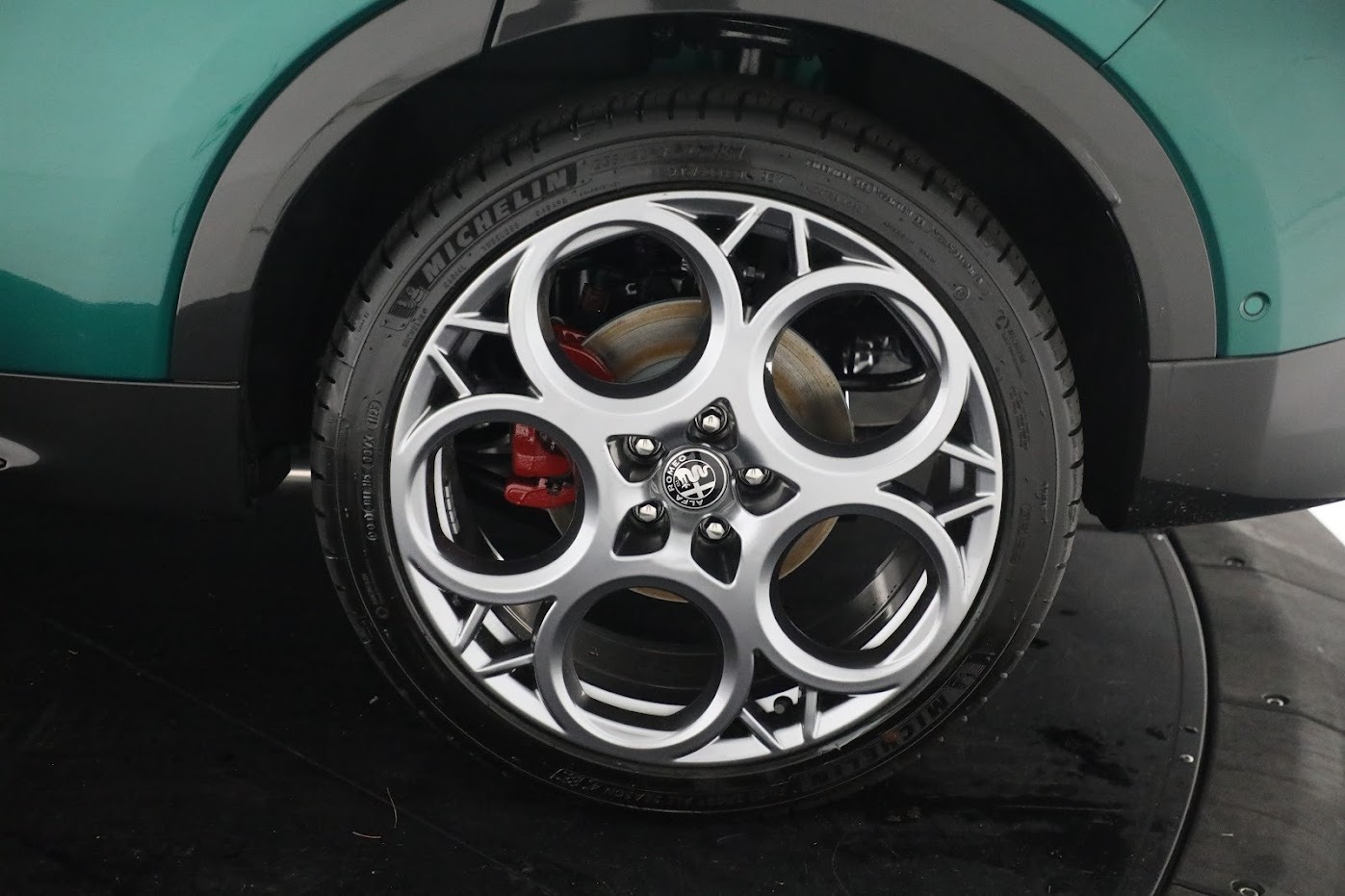 New 2024 Alfa Romeo Tonale Veloce | St. Petersburg, FL