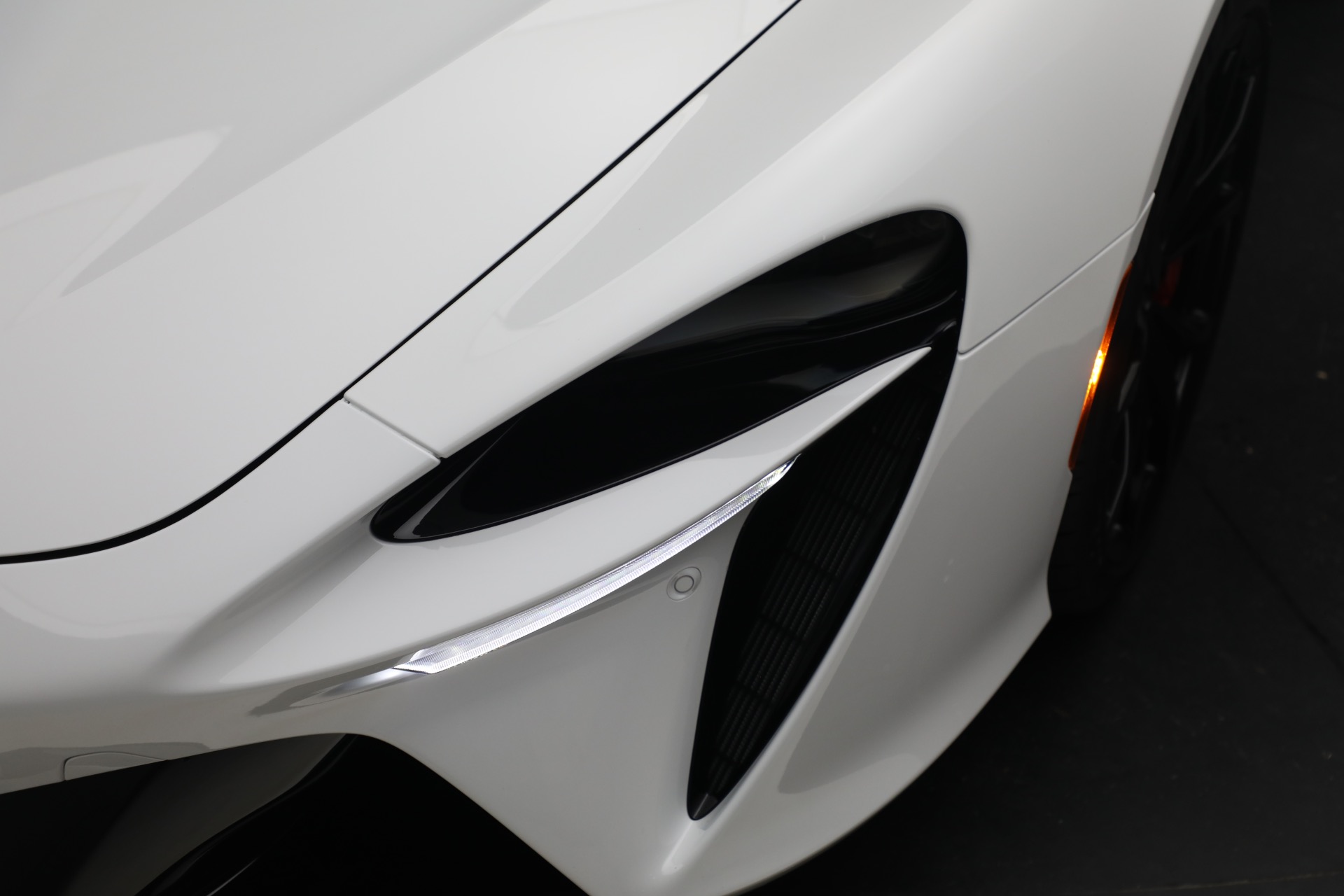 New 2023 McLaren Artura | St. Petersburg, FL