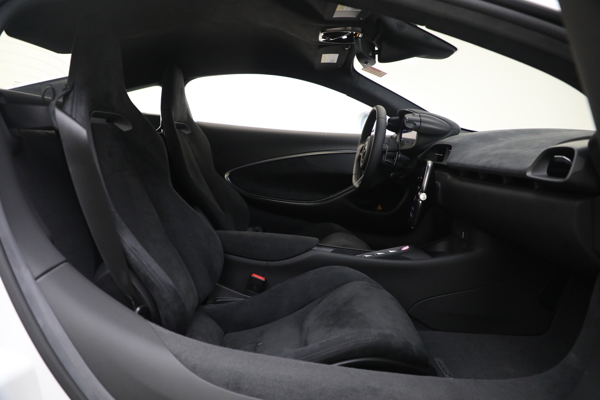 New 2023 McLaren Artura | St. Petersburg, FL